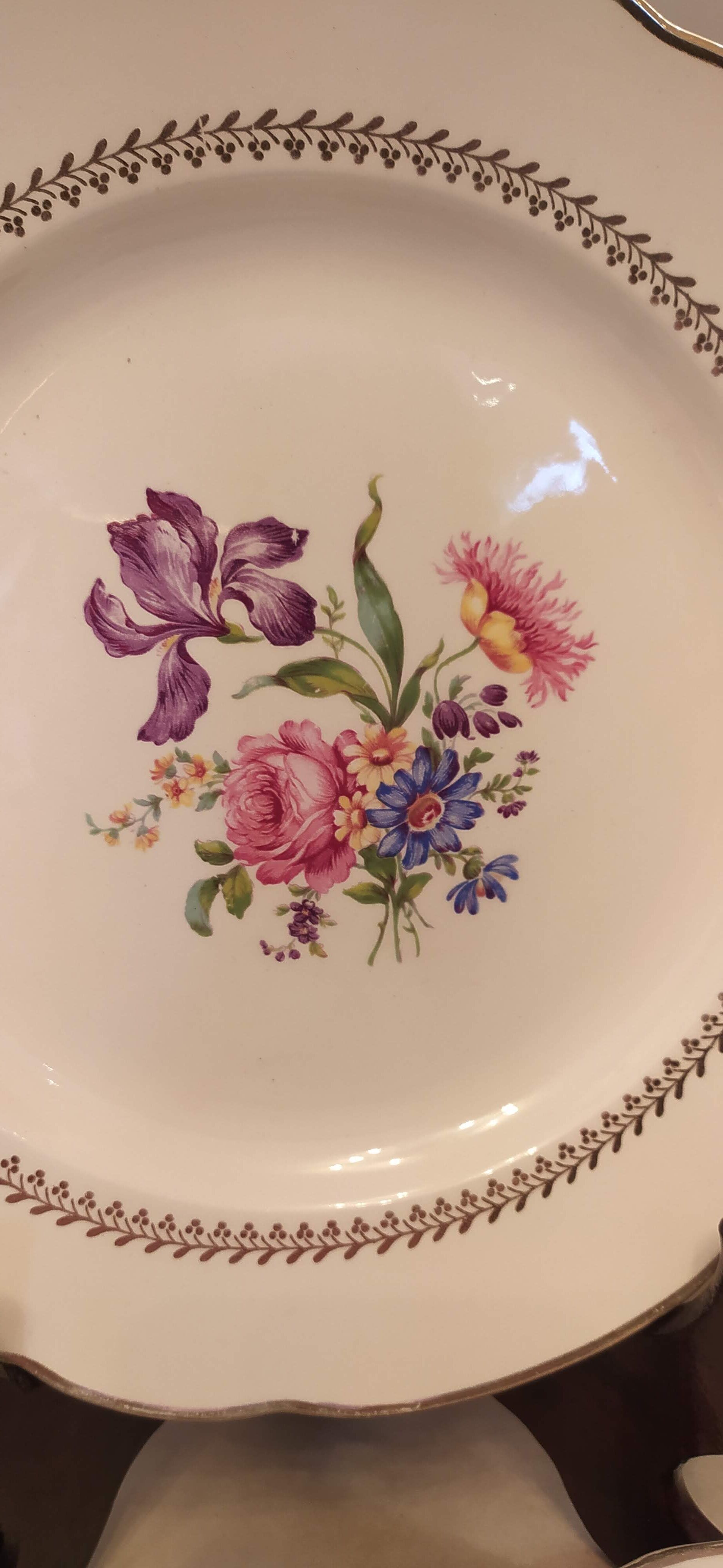set of six vintage plates, Gien earthenware, floral style