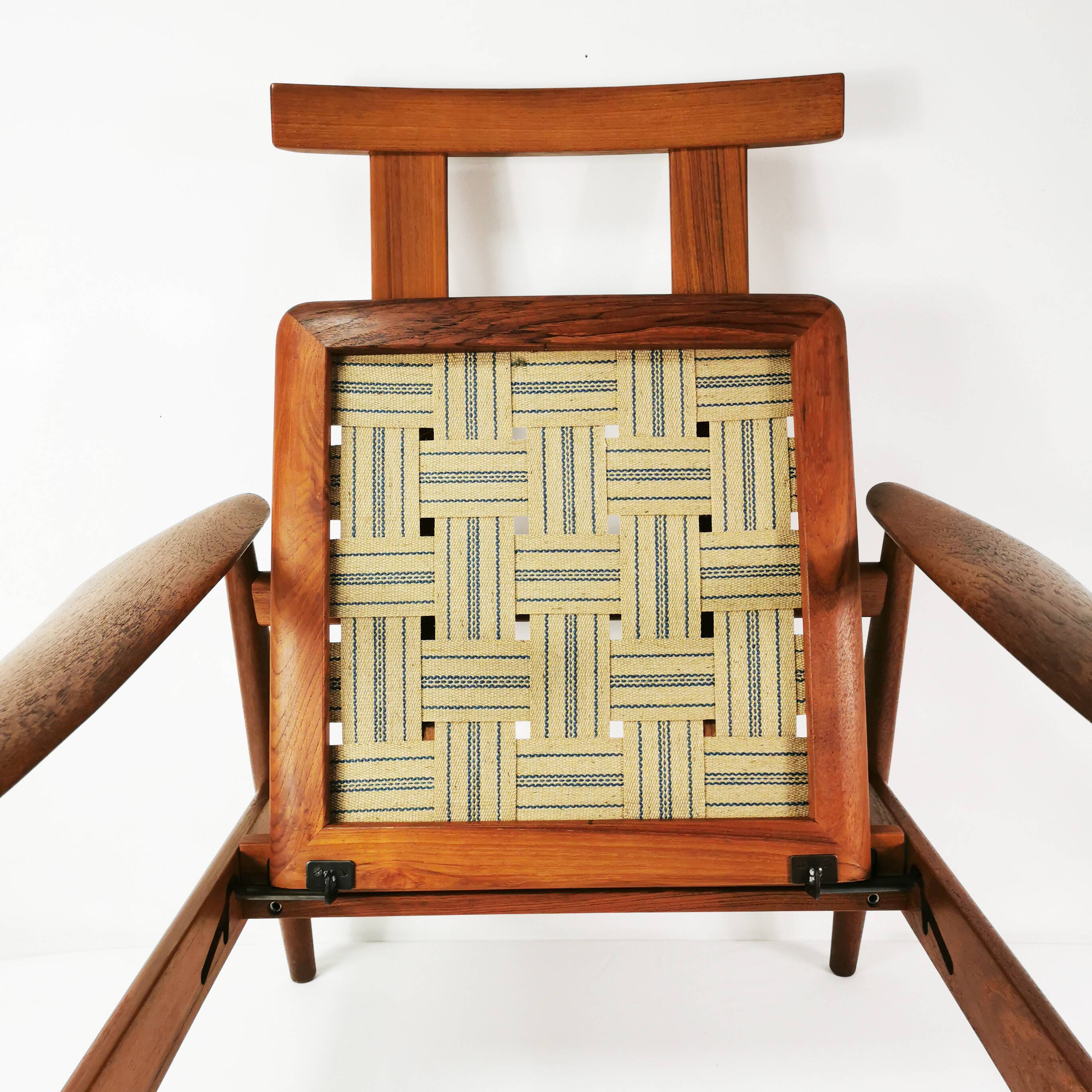 Modernist designer armchair, Cado, designed by Arne Vodder, Denmark, 1960s.