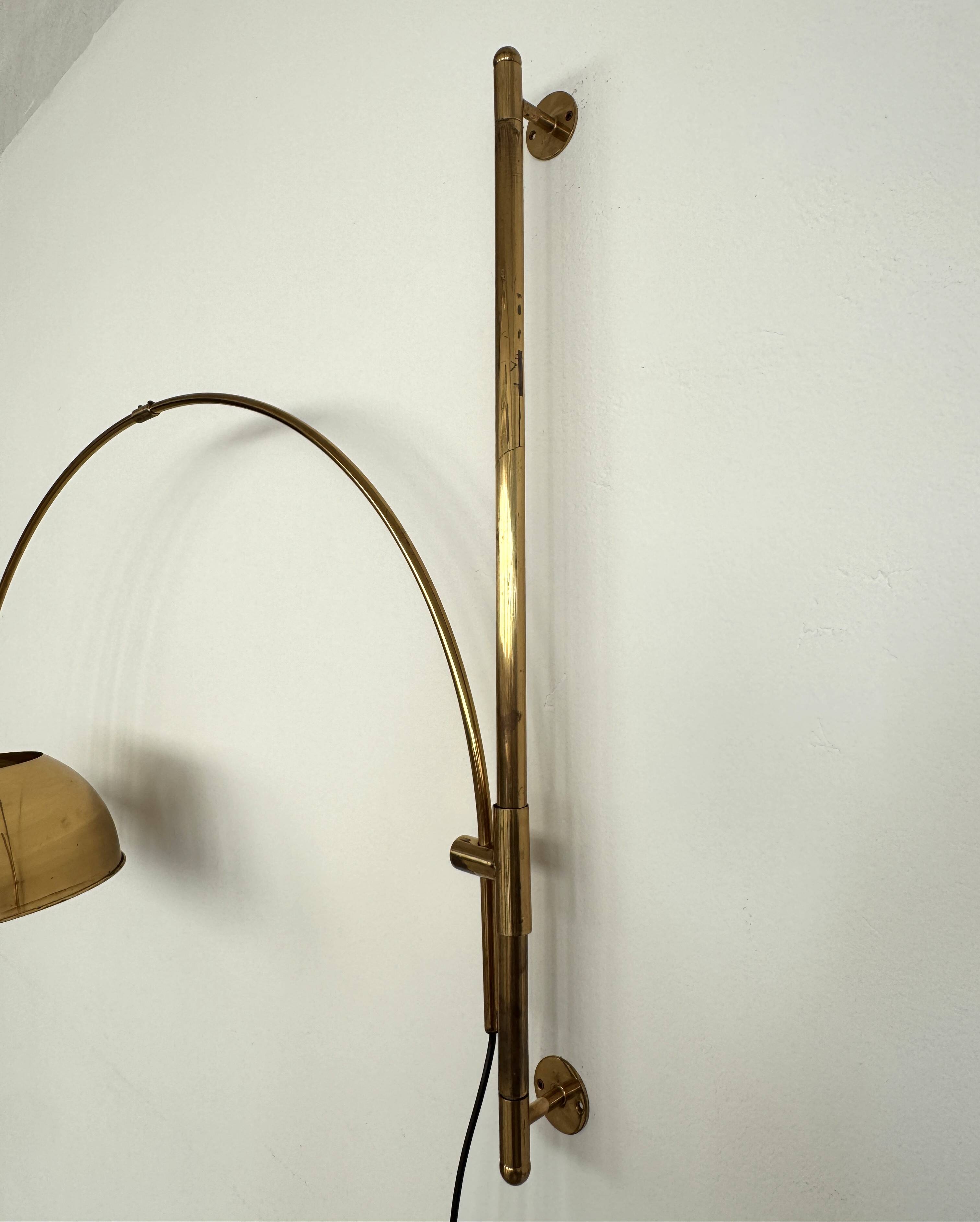 Lampe murale vintage à arc Florian Schulz XL BOCA en laiton, années 1970