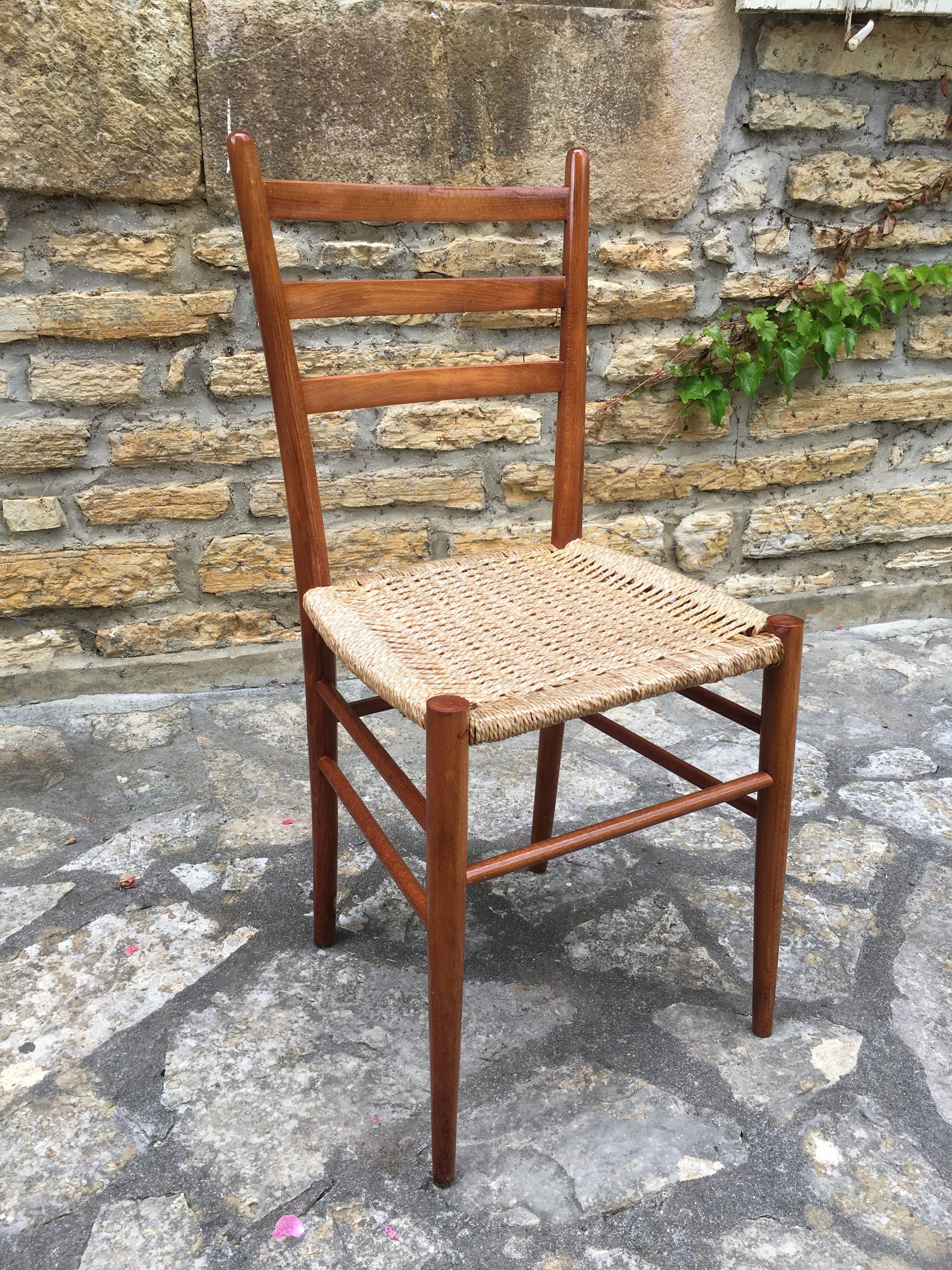 Italian chair in rope and wood