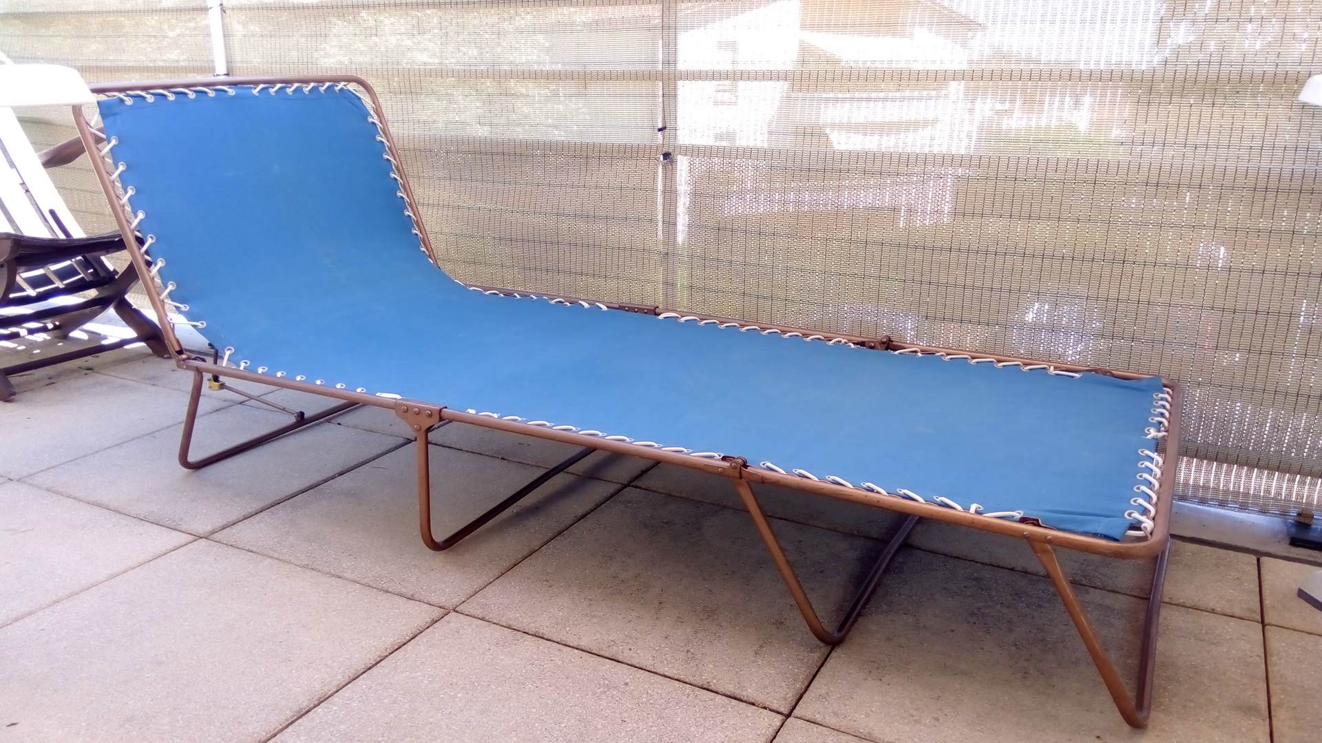 Transat relaxes folding lounge chair Lafuma Chantazur 60 vintage