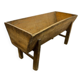 Trog, caisse, boîte vintage en bois sur pieds