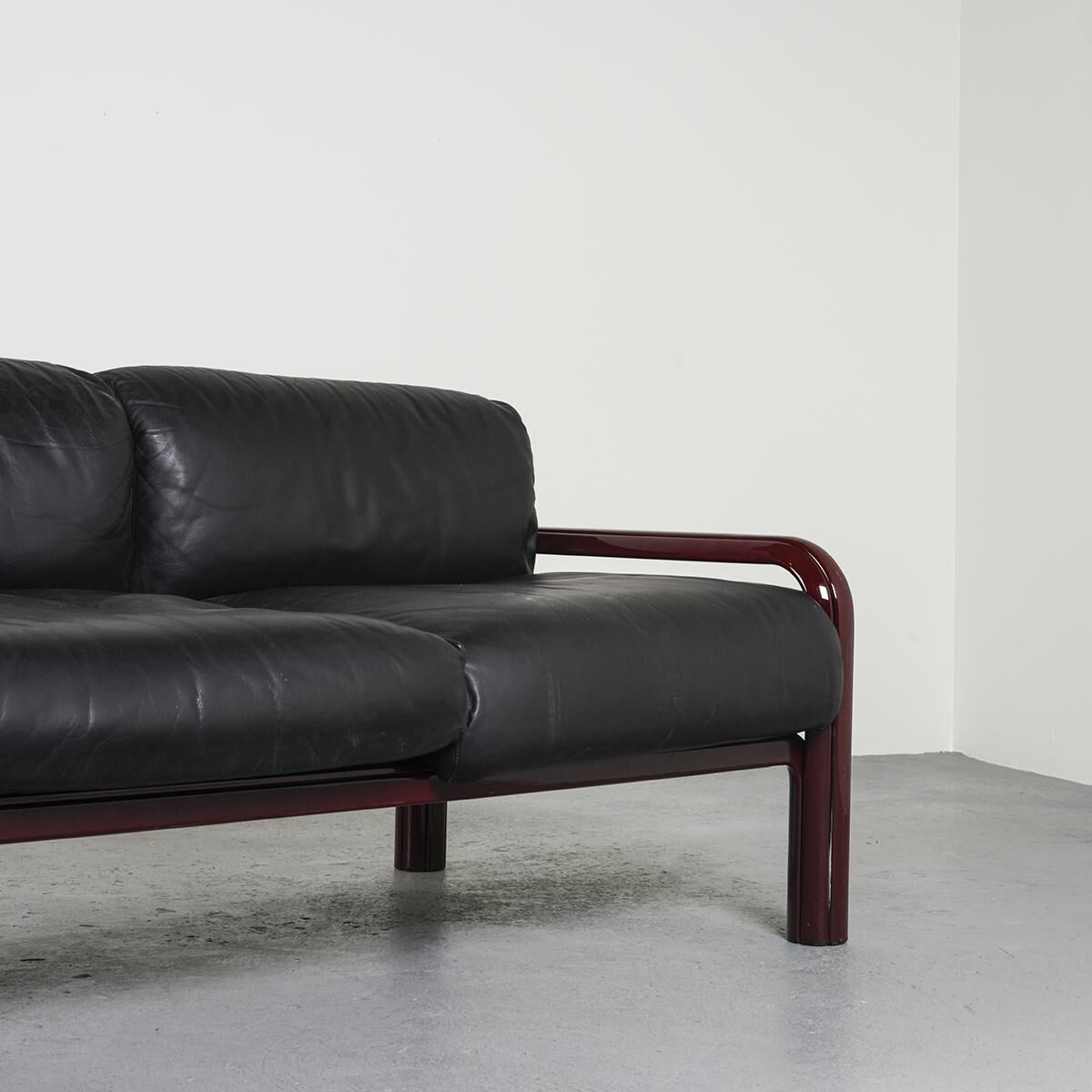 Canapé cuir 54A par Gae Aulenti pour Knoll, circa 1975