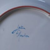 Decorative plate by Lallier Faïencerie de Moustiers