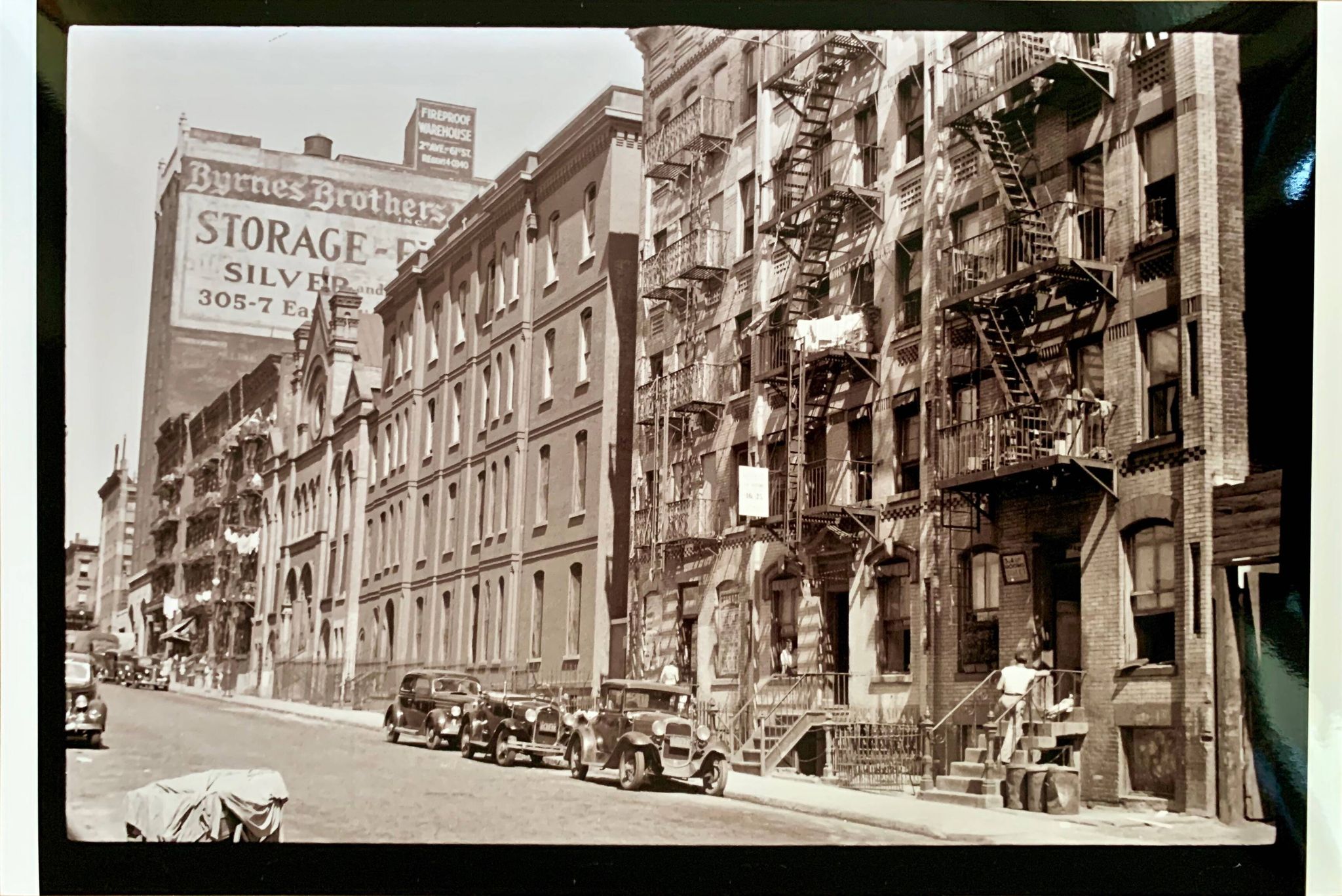 Manhattan Vintage — The raw charm of old New York.