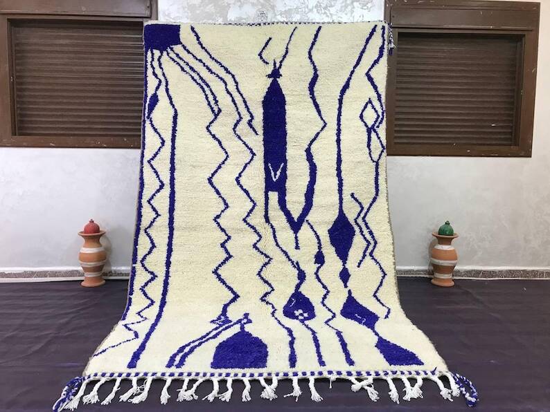 Moroccan rug in natural wool 250cmx150cm