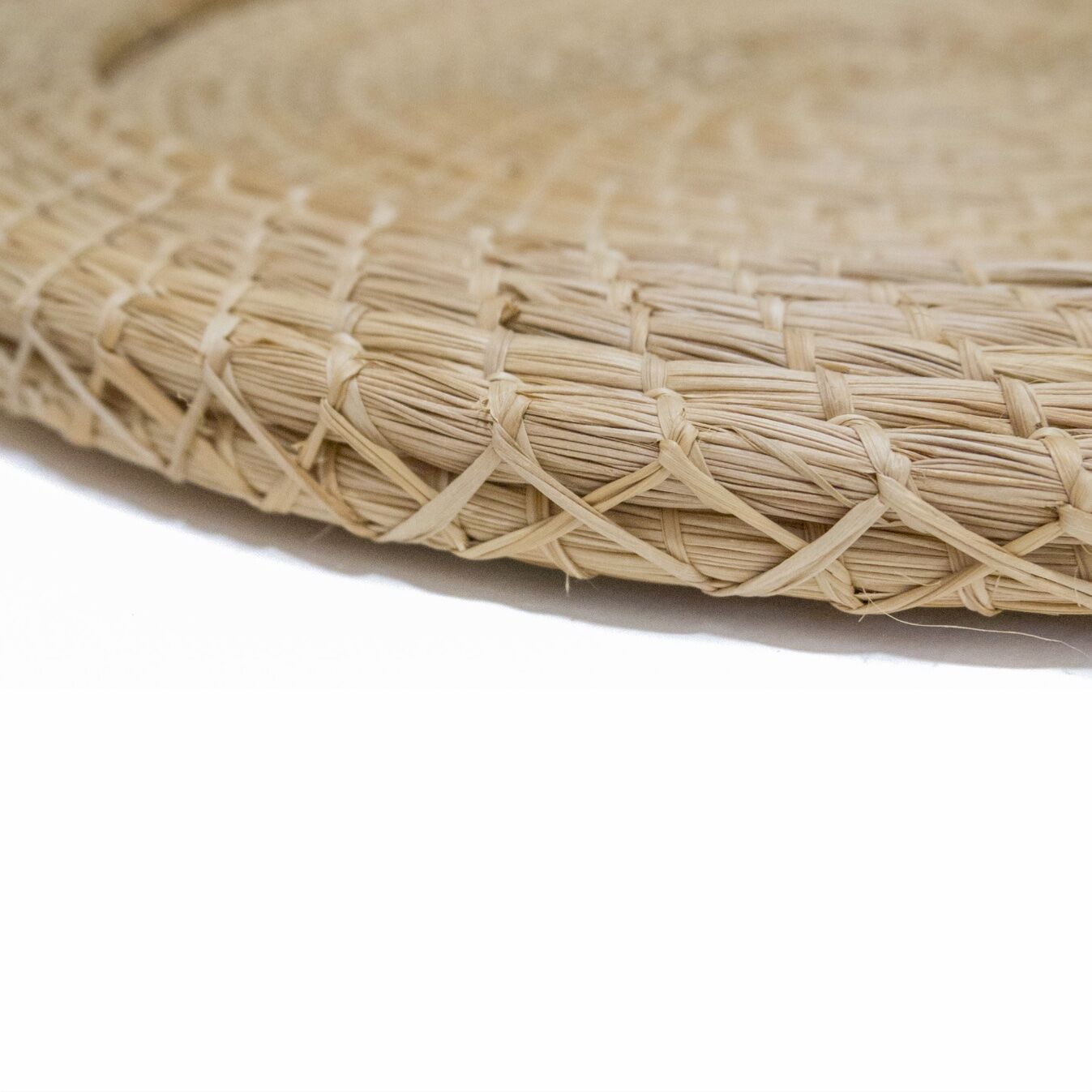 Plateau in palma de Iraca small