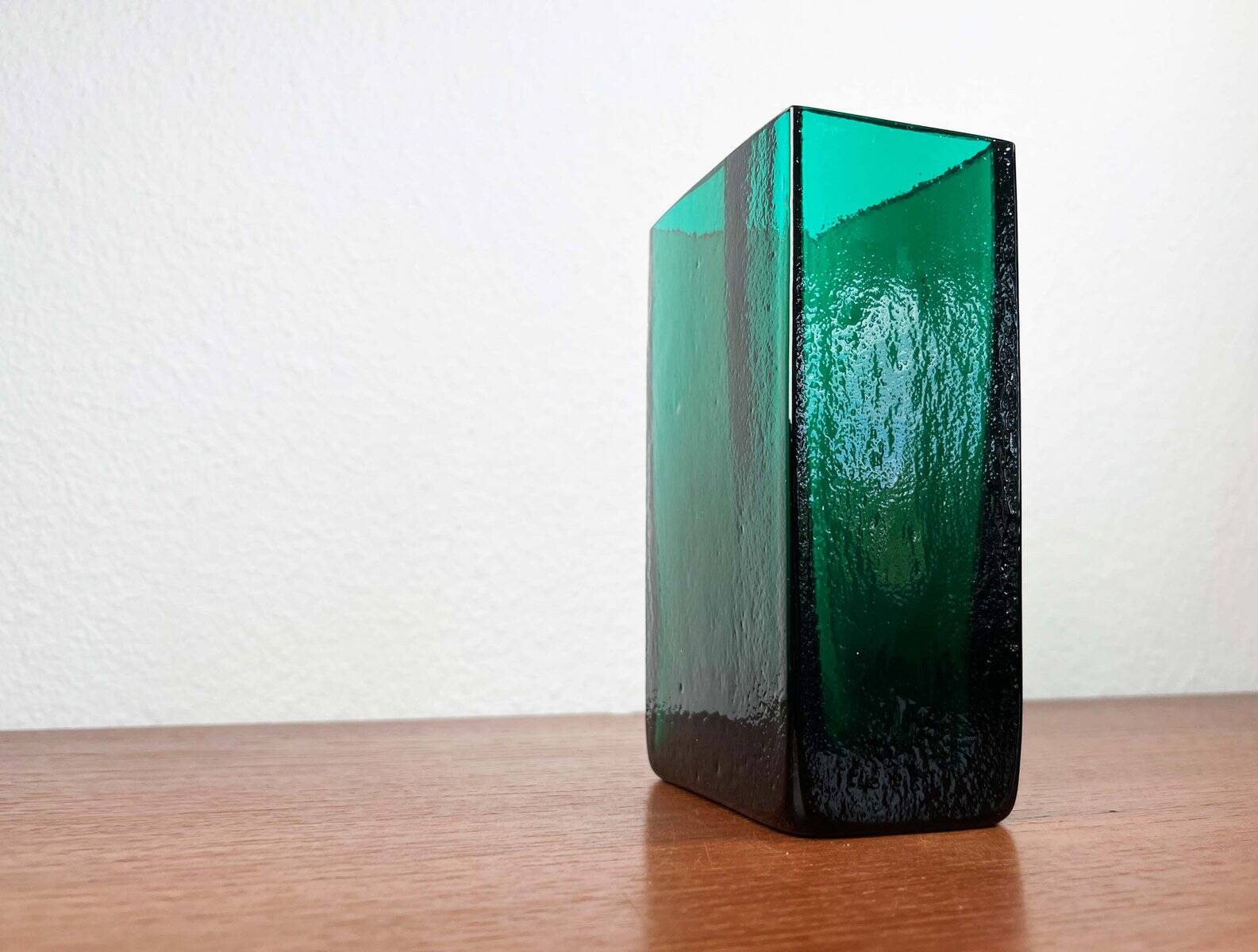 Minimalist mid-century glass block vase by Finncristall, Finland, 1960s.