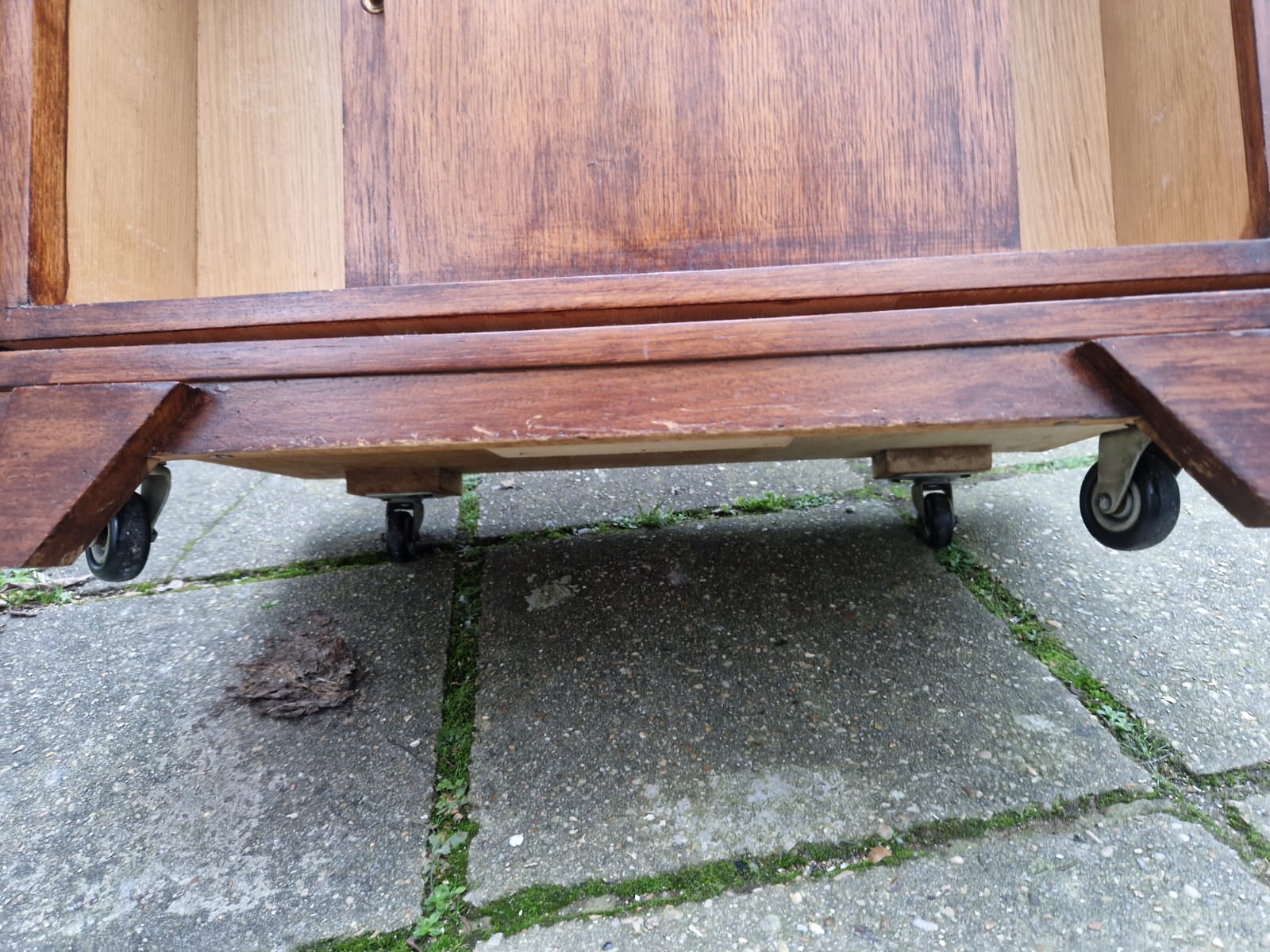 Swivel bar cabinet 1960