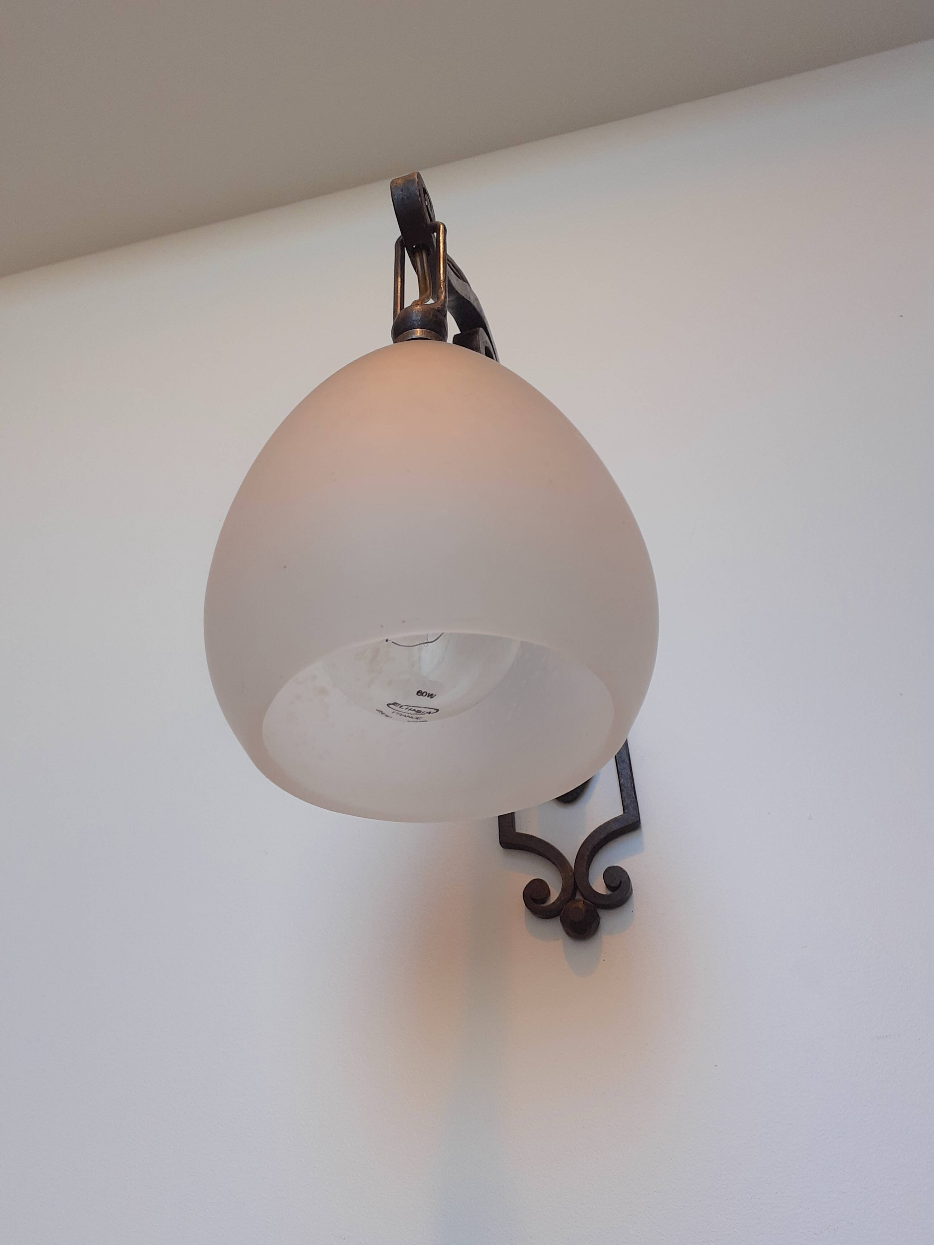 Art Nouveau wall lamp in glass paste and wrought iron by Schneider - Nancy