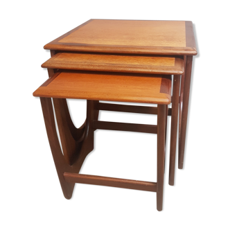 Pull out tables