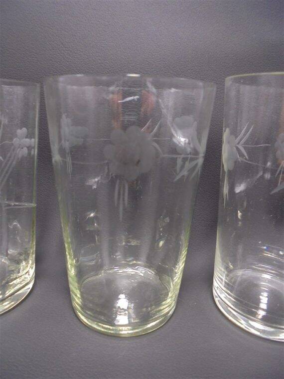6 antique glasses