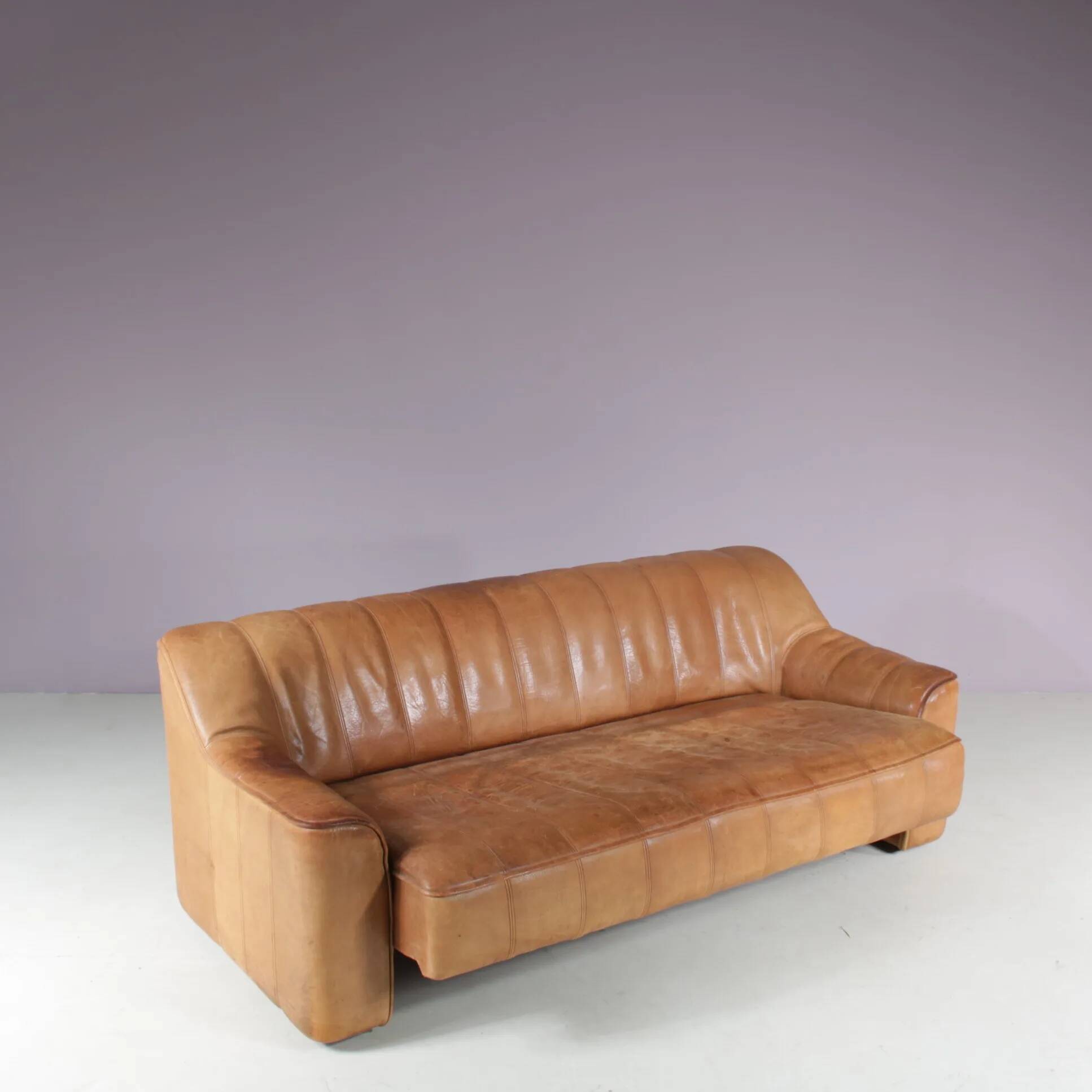 1970s “DS44” sofa by De Sede, Switzerland