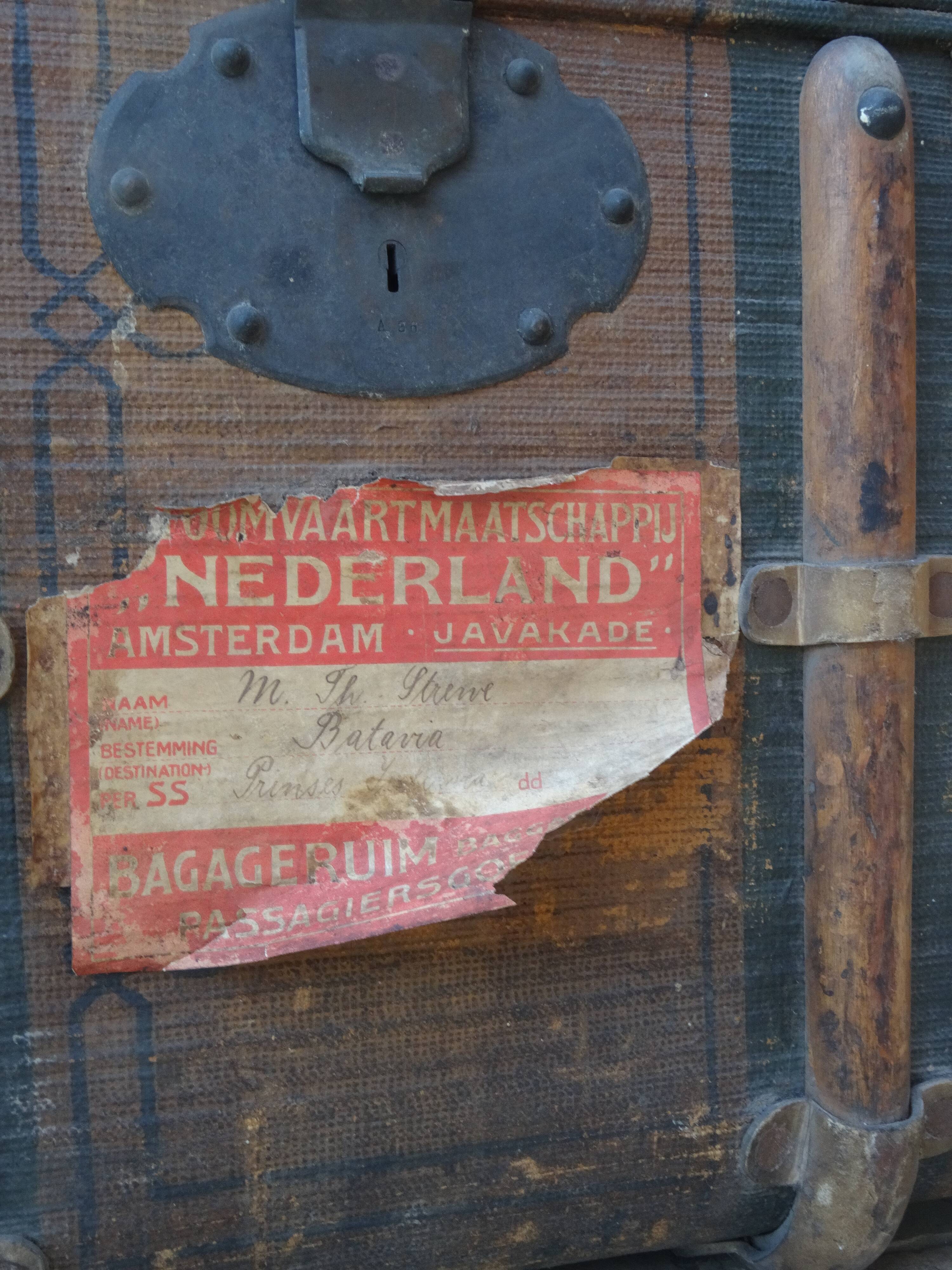 Malle - Early 19th Moritz Madler Early Travel Case