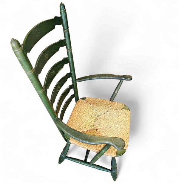 Fauteuil vintage en bois vert transparent / siège en jonc / chaise échelle à dossier haut