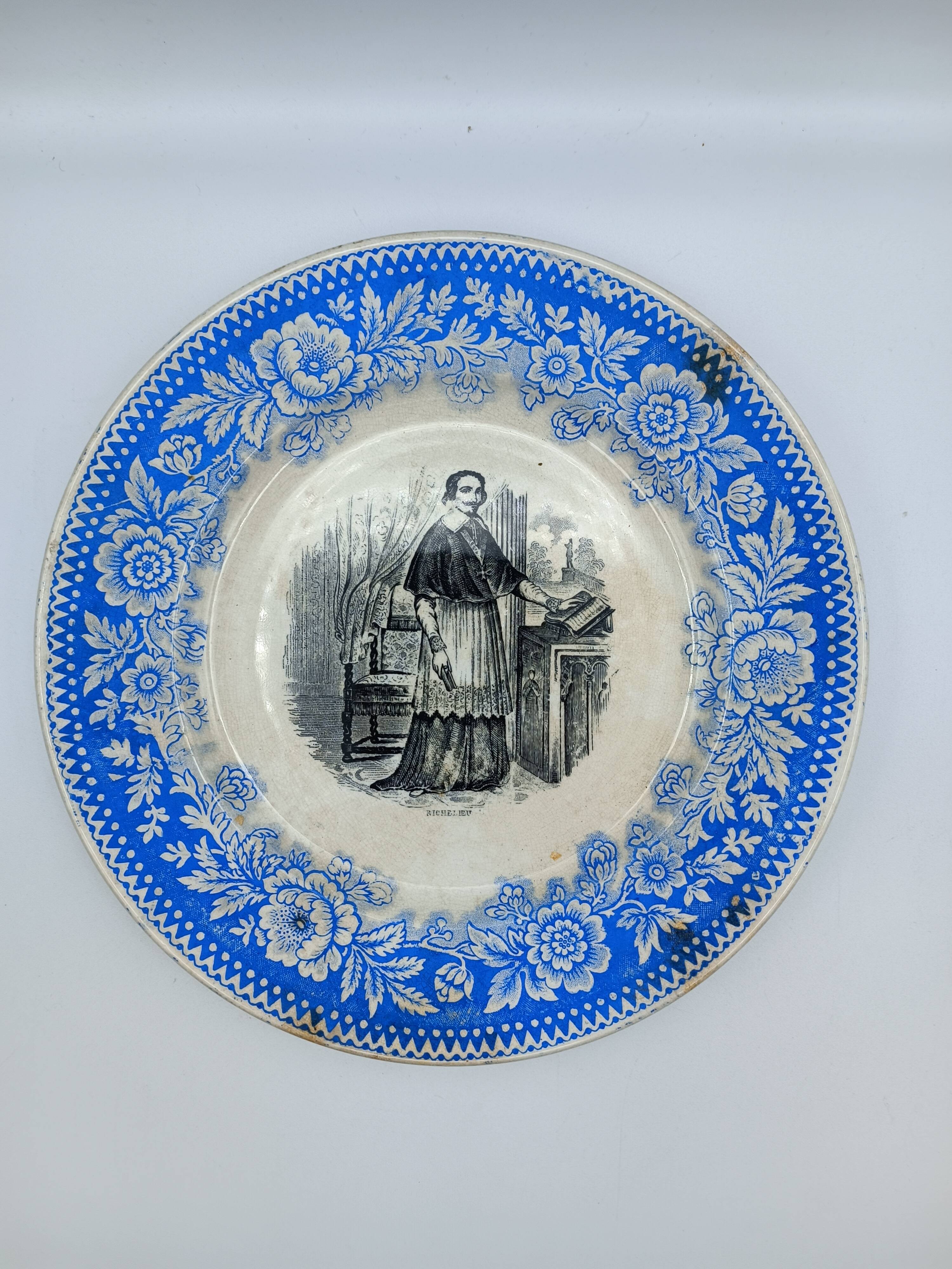 Richelieu Talking Plate