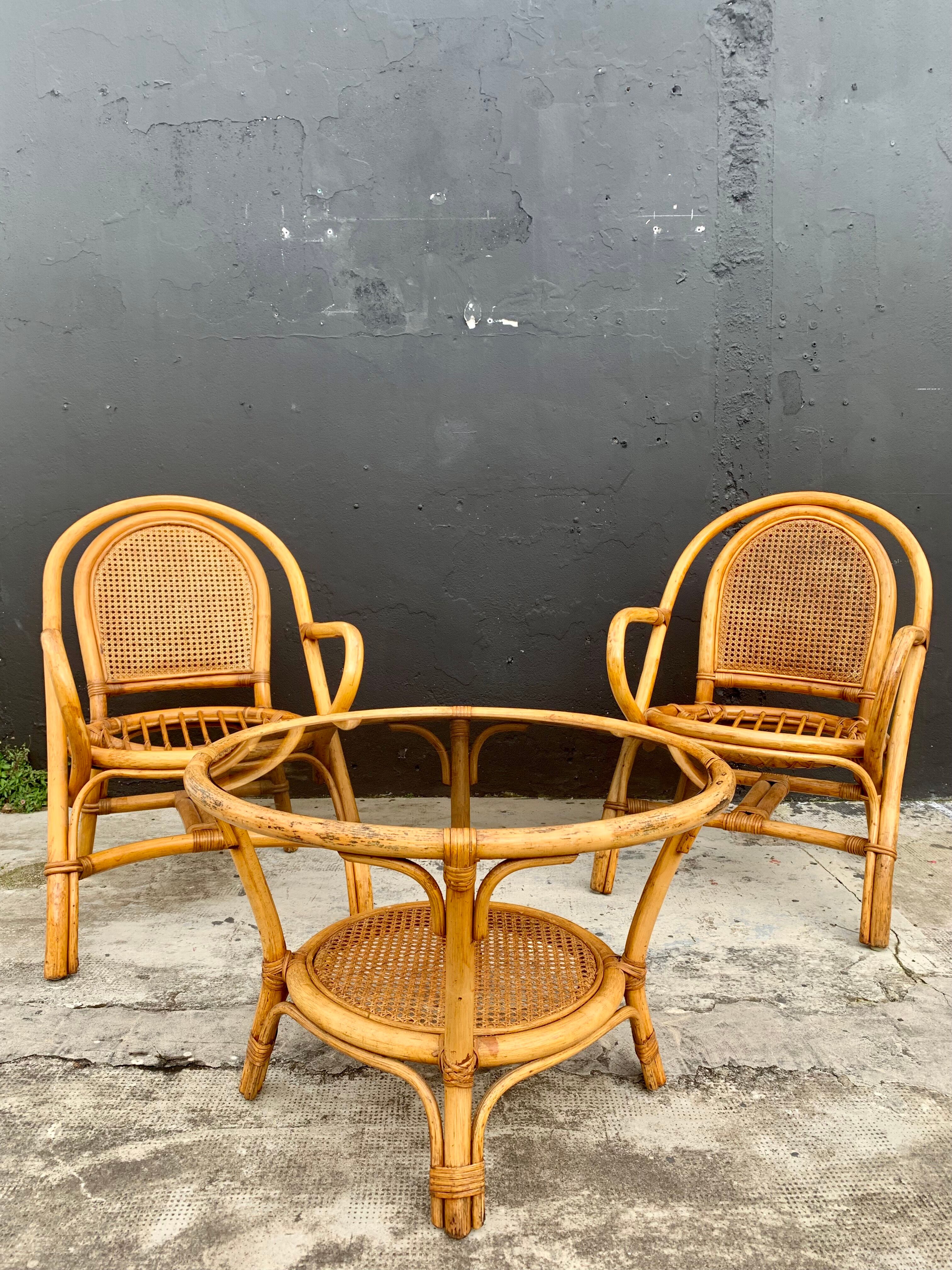 Salon de jardin en rotin et cannage