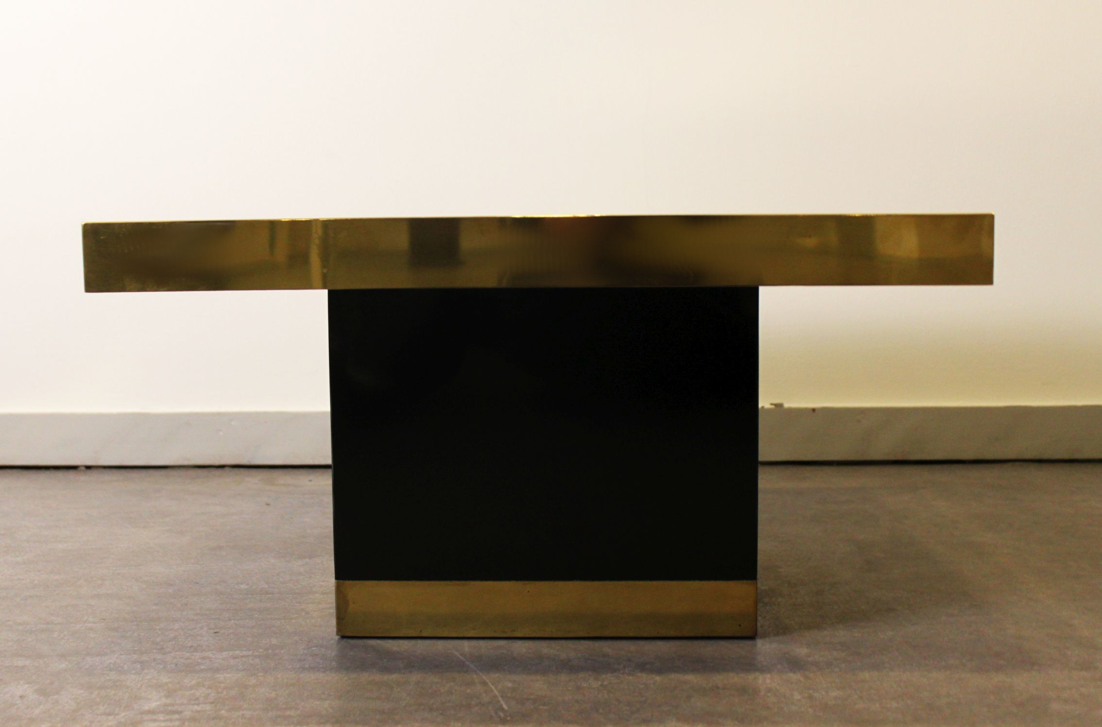 Table basse en laiton gravé et pierre d’agate Lova Création, 1970