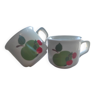 Set of 2 vintage Tognana cups with fruit decoration