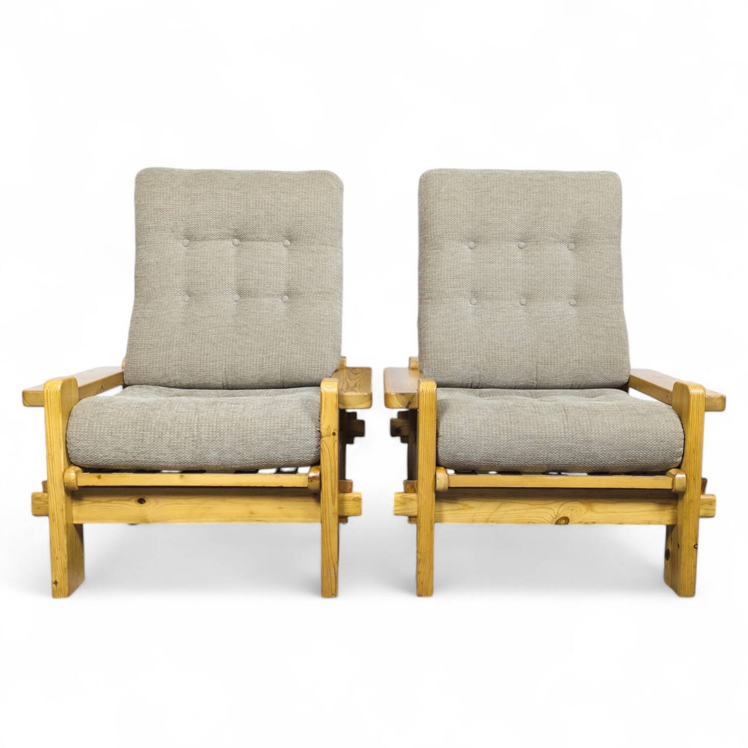 Paire de fauteuils "Dymling" par Yngve Ekström pour Swedese