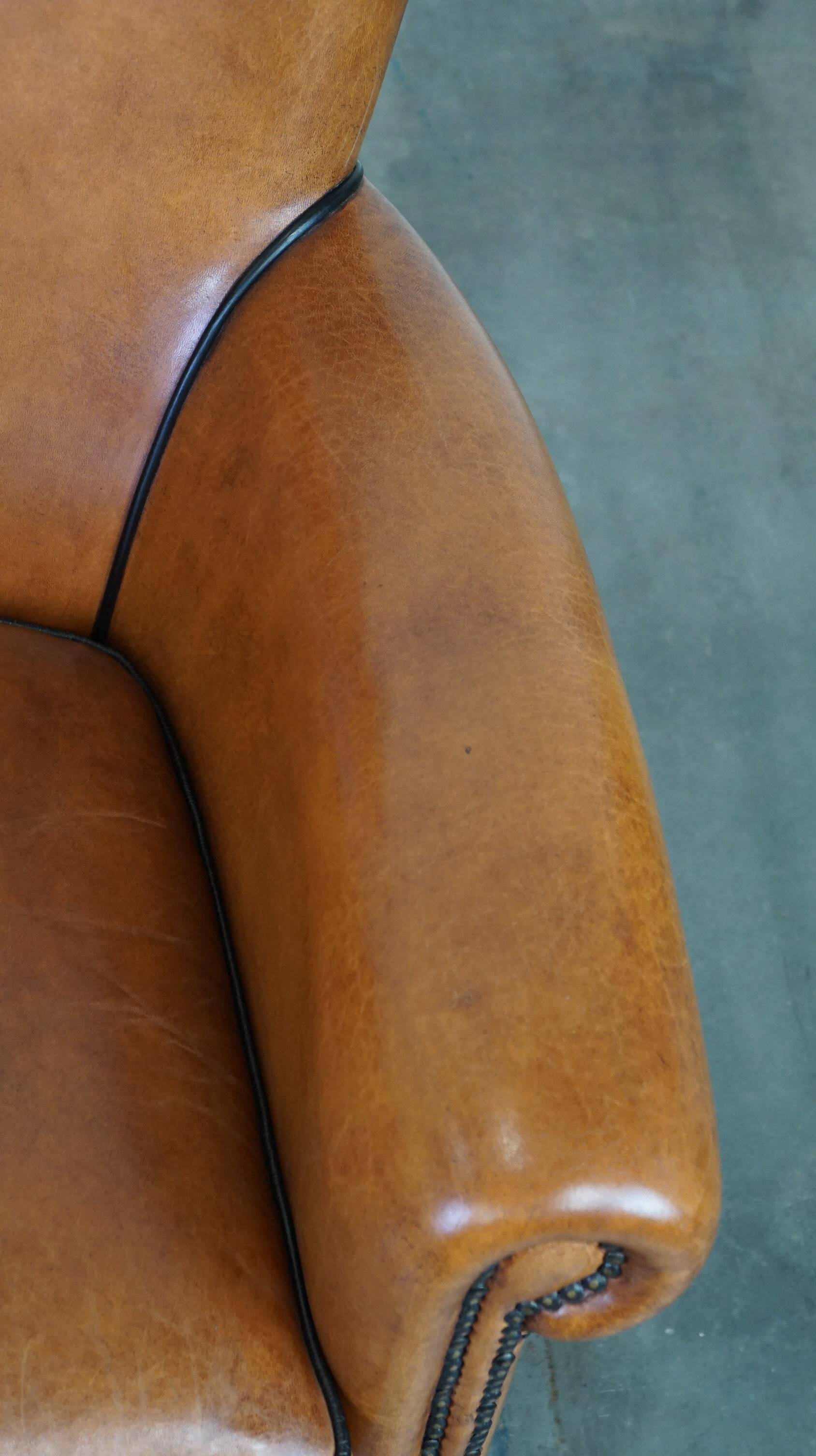 Sheepskin leather armchair with a luxurious appearance