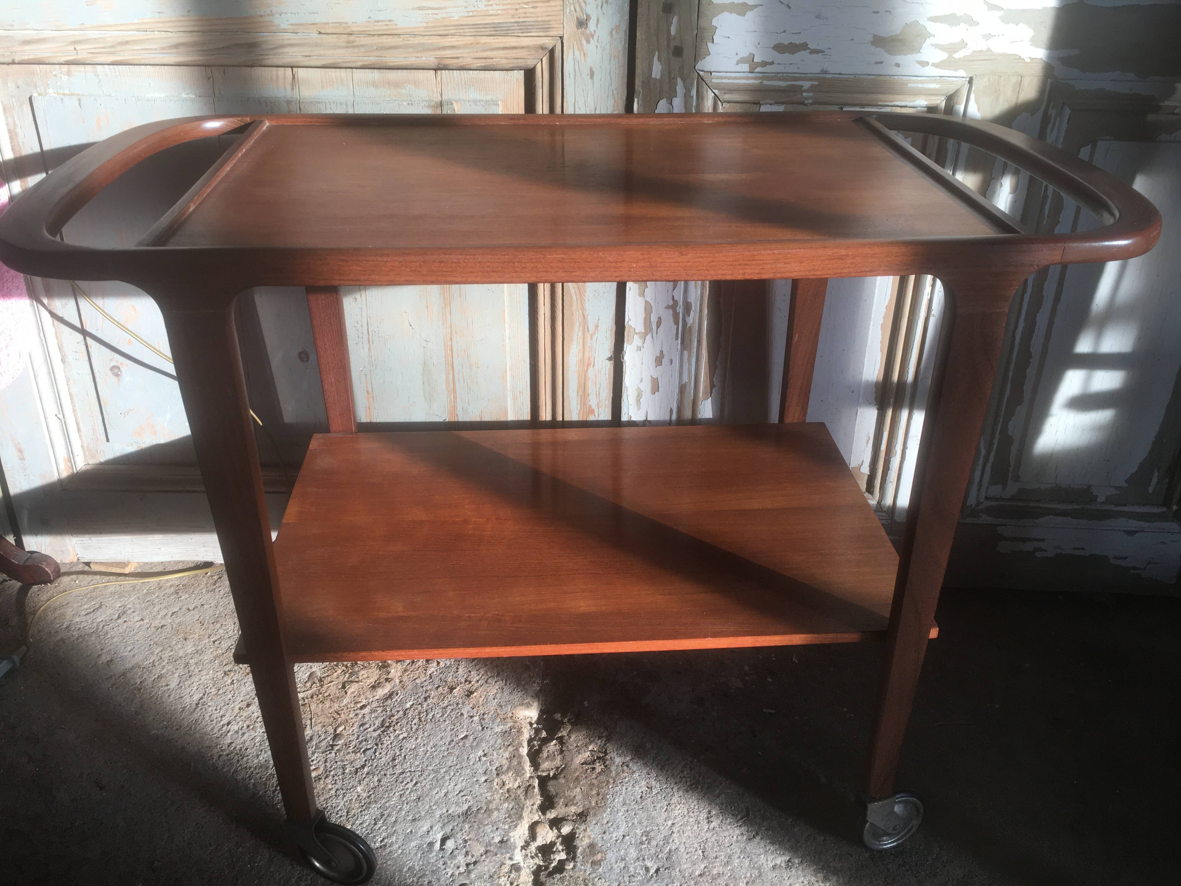 Scandinavian teak serving trolley from the 50s/60s
