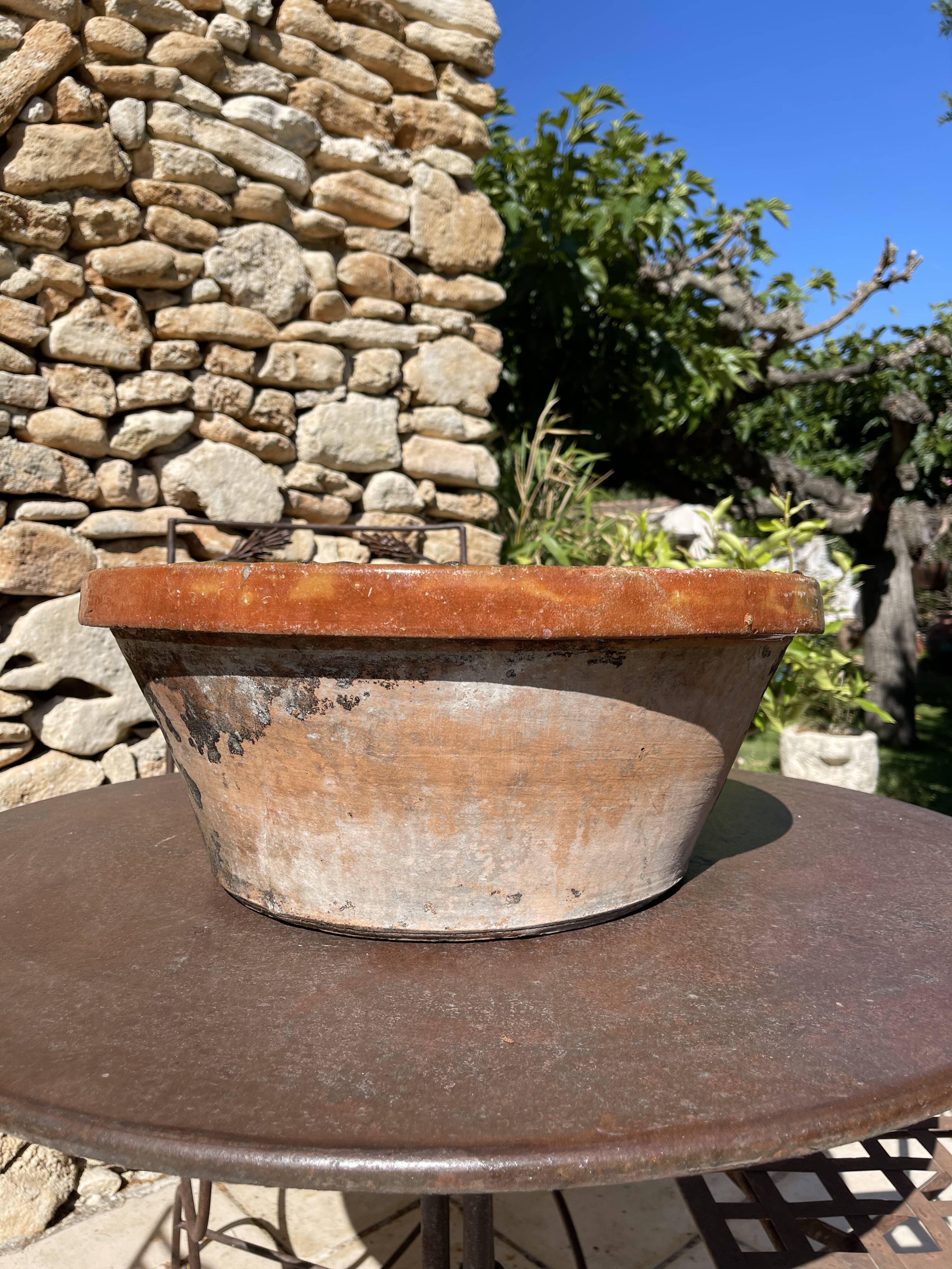 Terracotta lebrillo