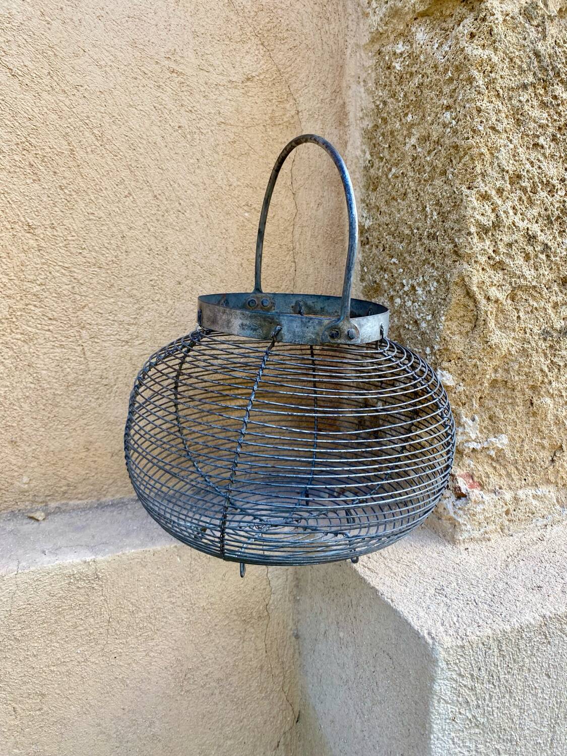 Vintage salad basket