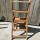 Chaise escabeau