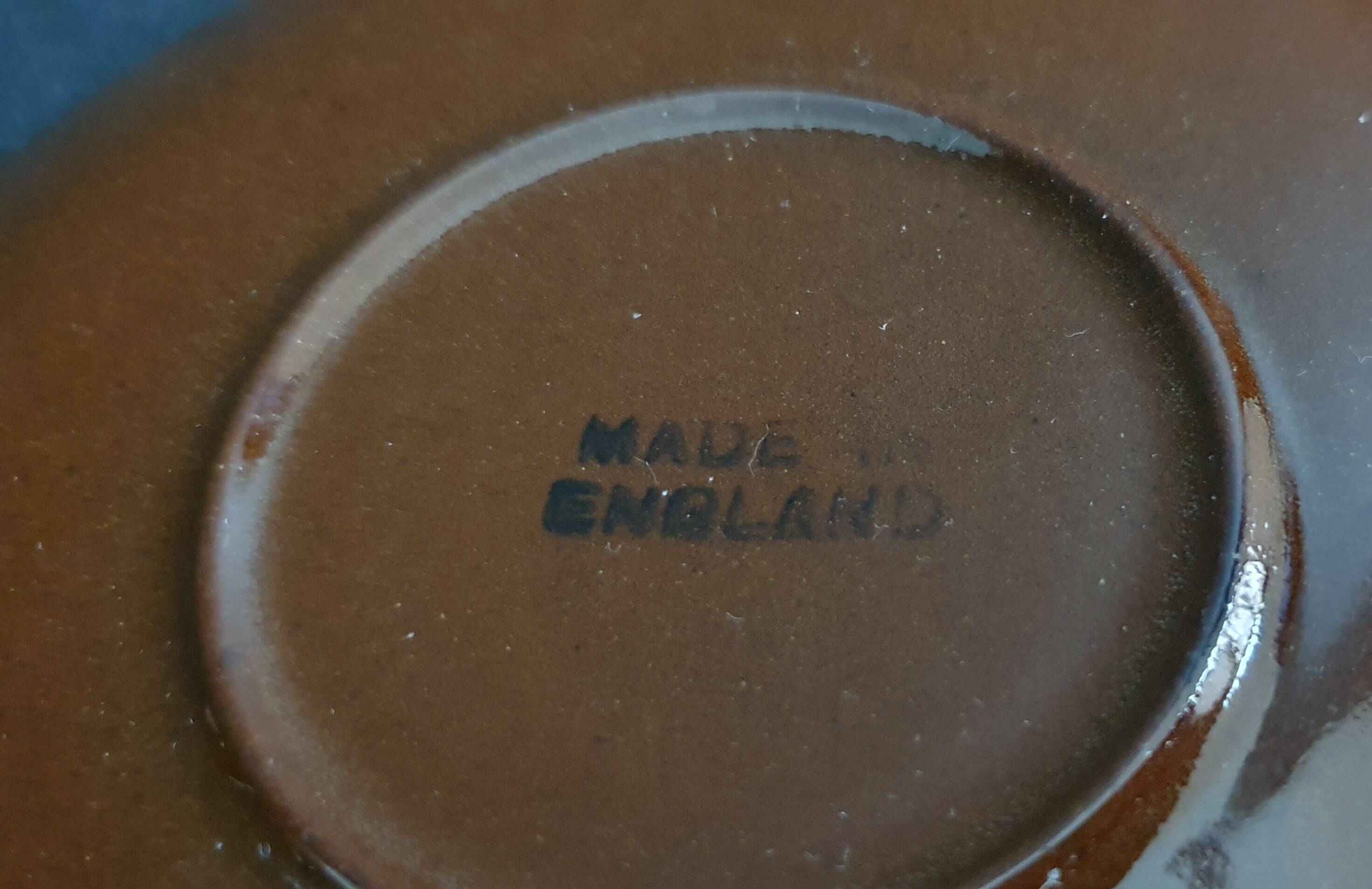 English earthenware cup in "Mary" style, Sarreguemines.