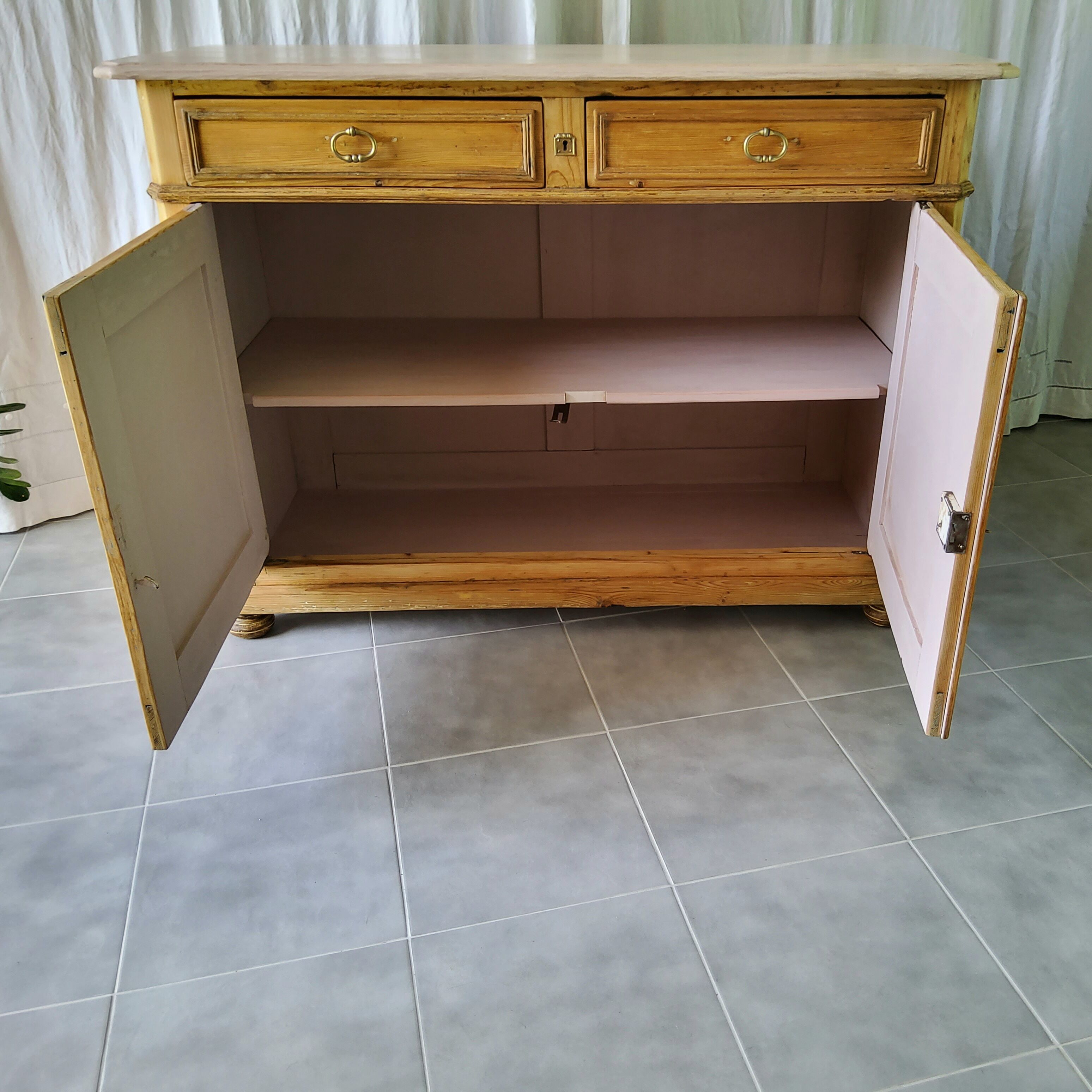 Low sideboard