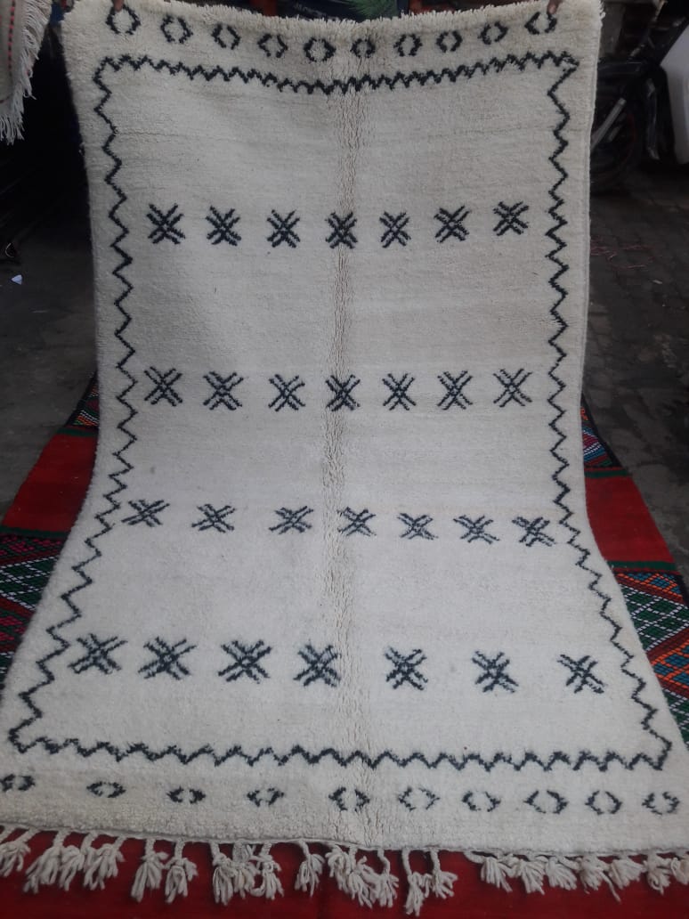 Lot of 10 carpet Berber