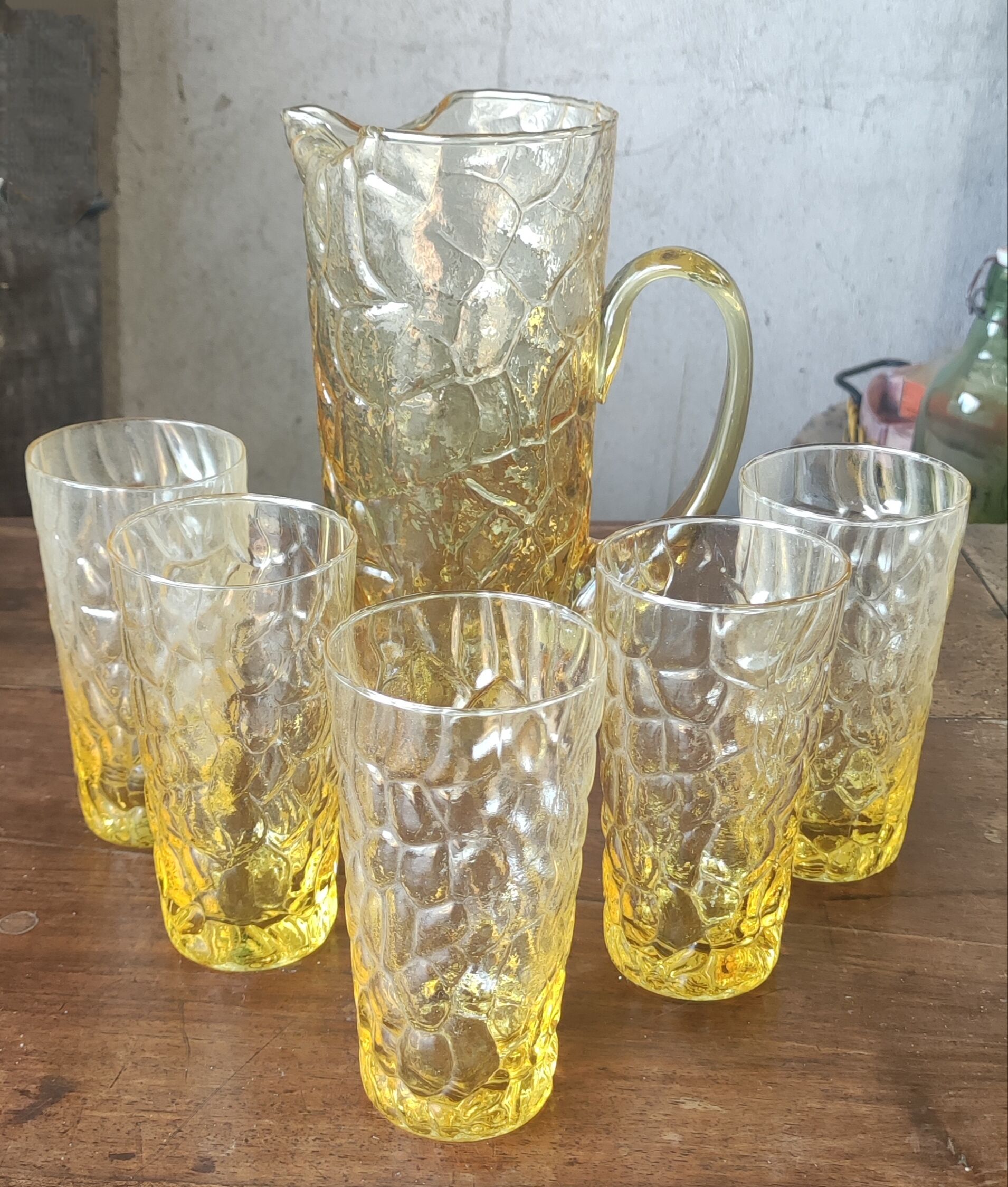 Vintage orangeade service