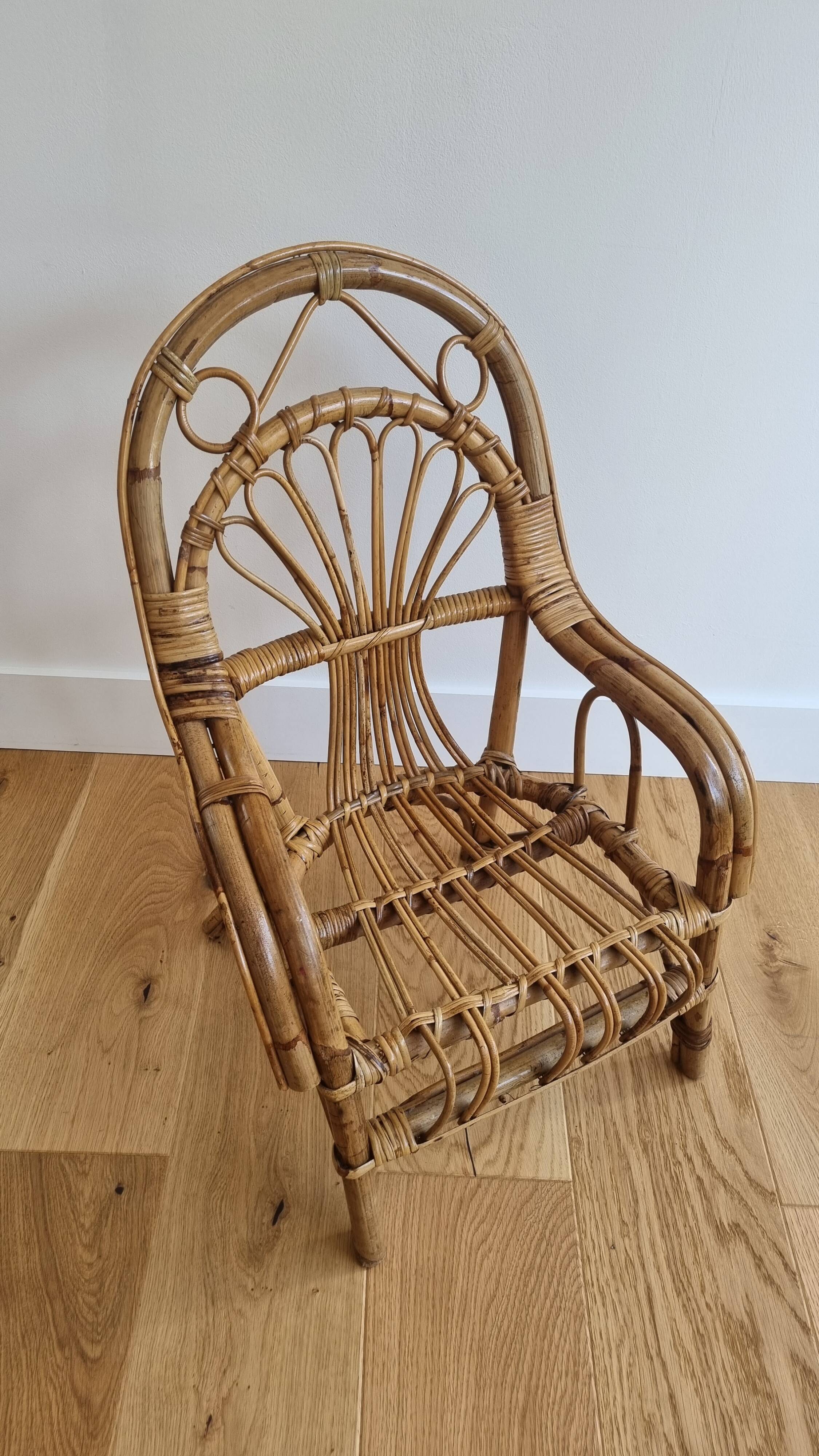 Fauteuil rotin enfant