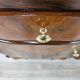 Art Decò bedside tables in walnut burl with brass knobs