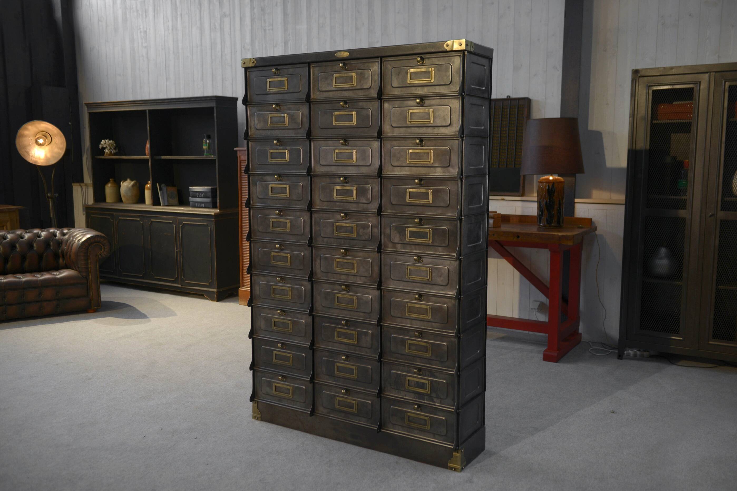 Meuble à clapets strafor travail français vers 1920's