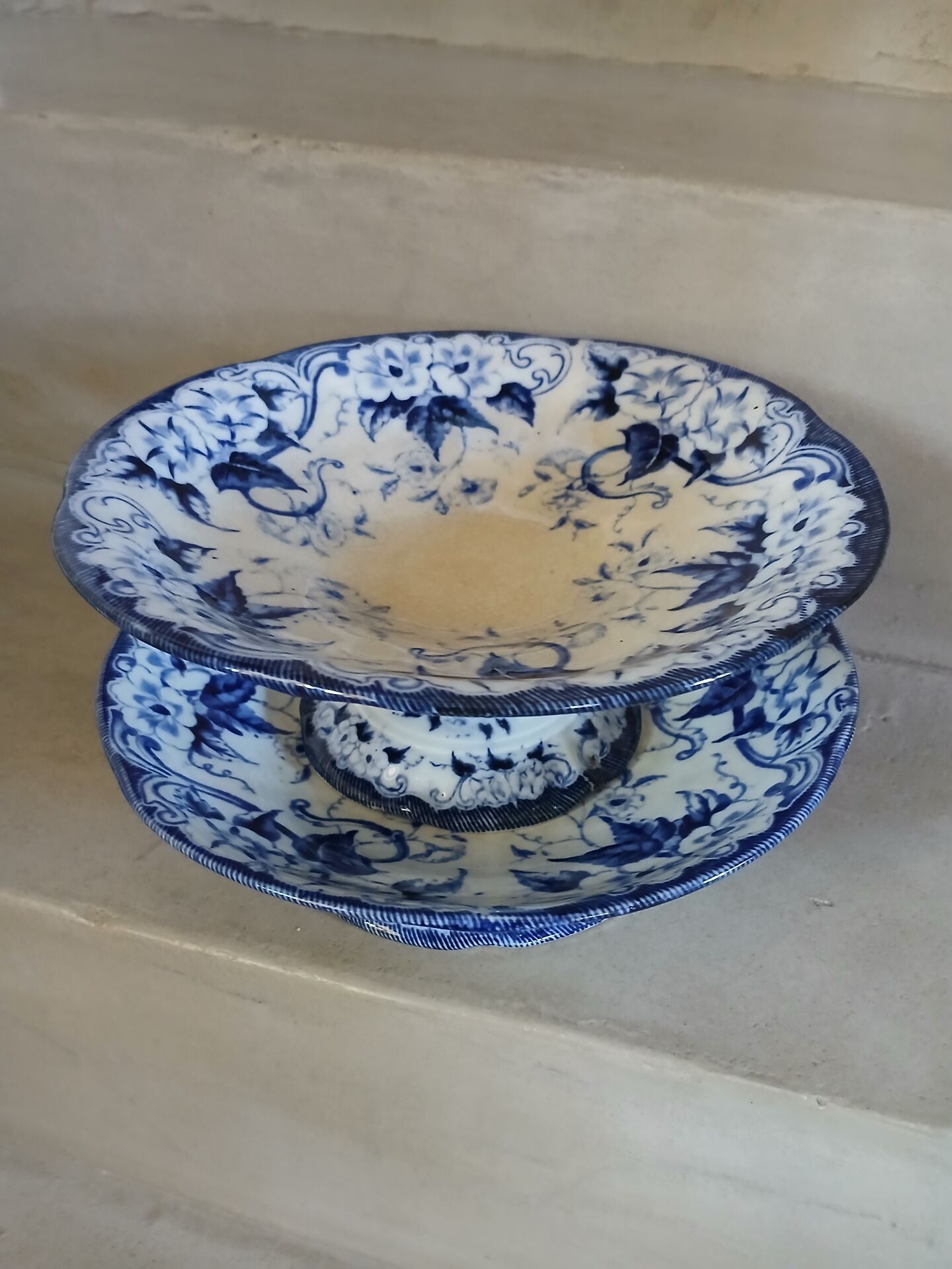 2 antique compotiers in Creil and Montereau ironstone.
