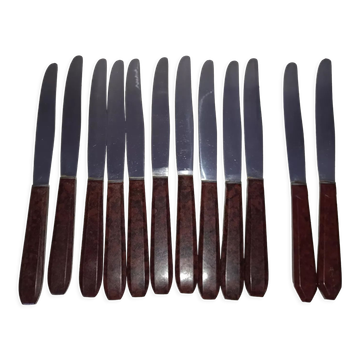 12 knives 40s Bakelite