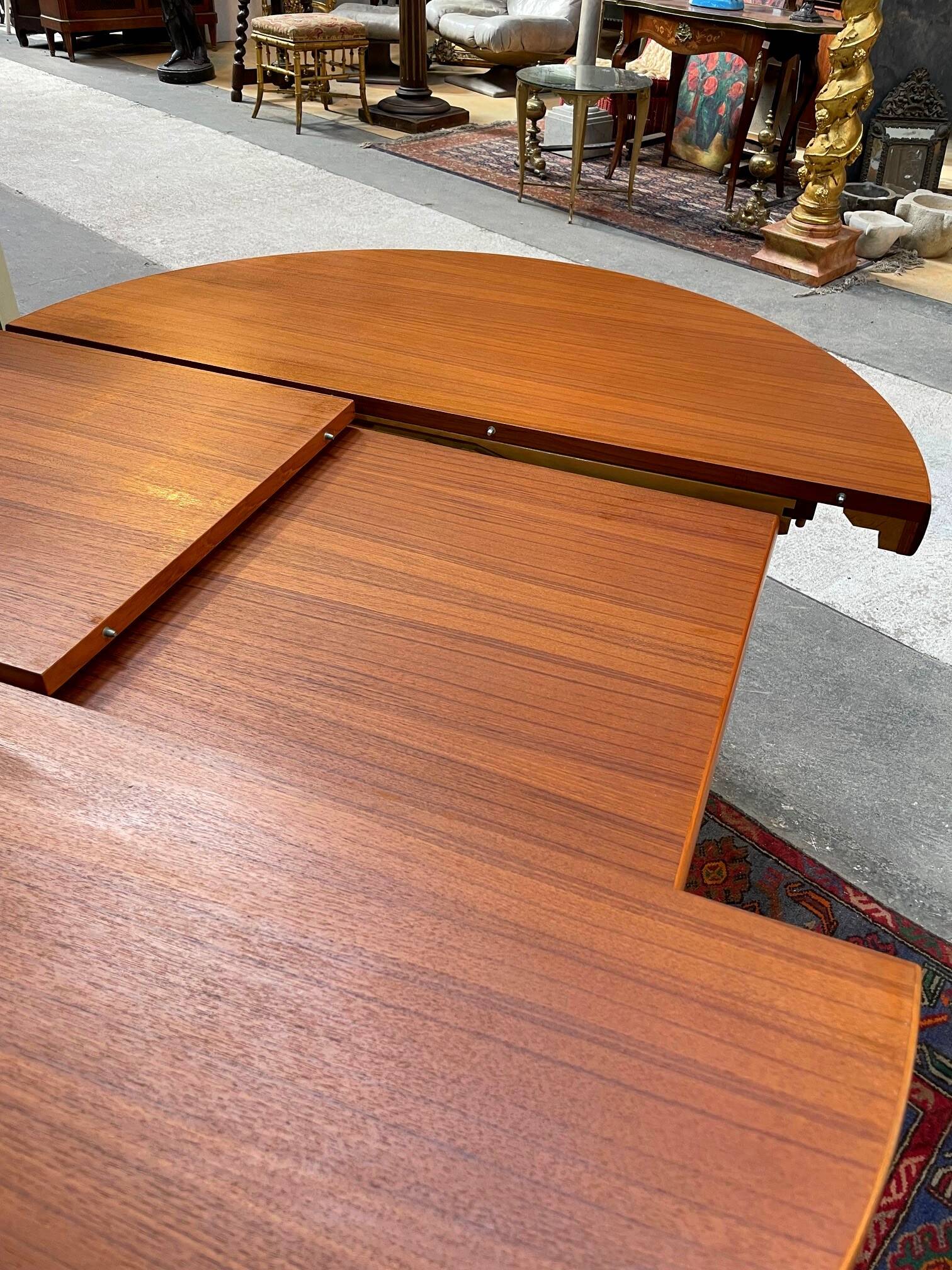 Baumann round teak table, vintage 1970s, Roche Bobois