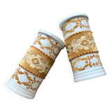 2 vases, English style pots