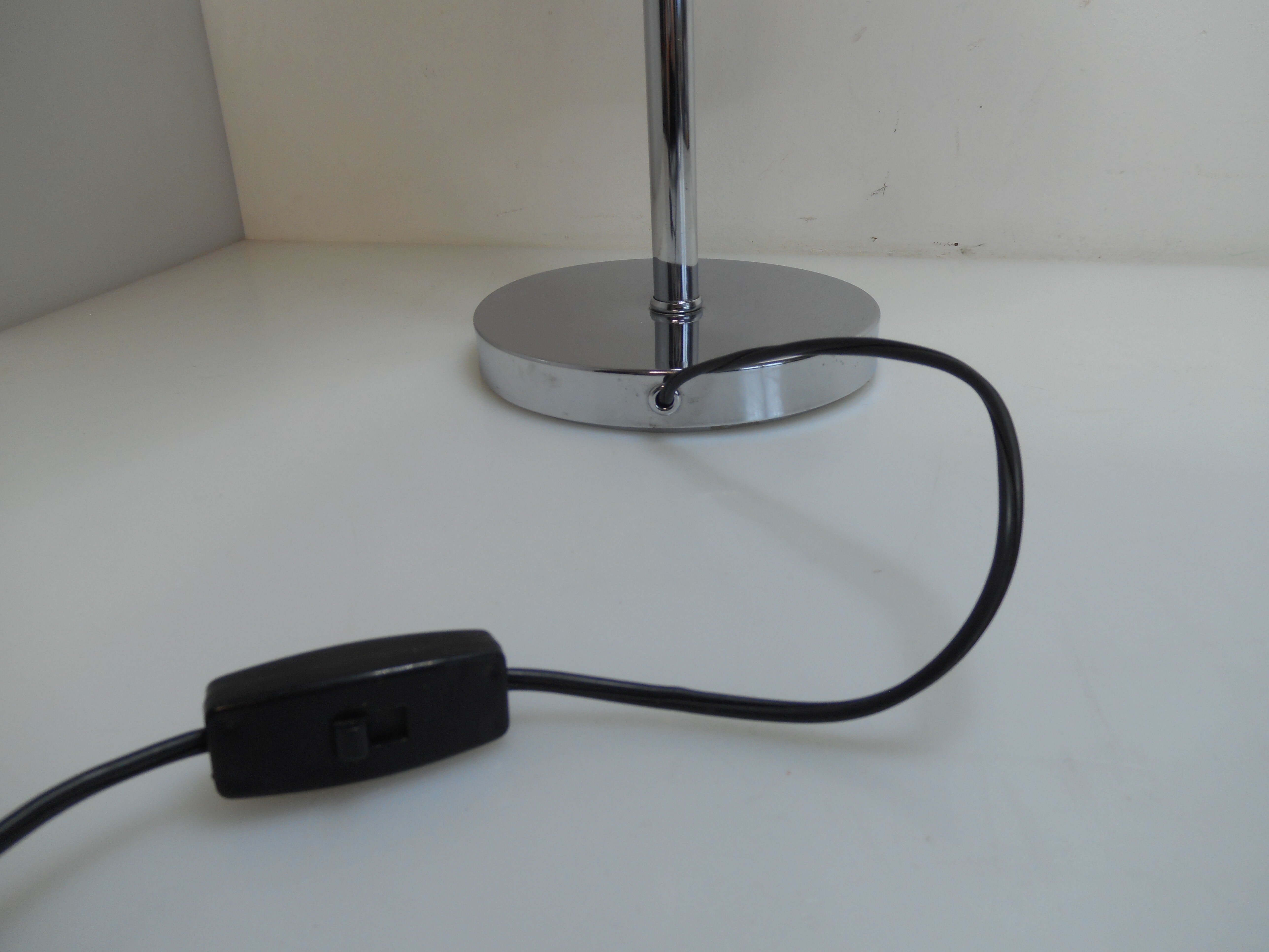Lampe scandinave vintage bois et métal chromé