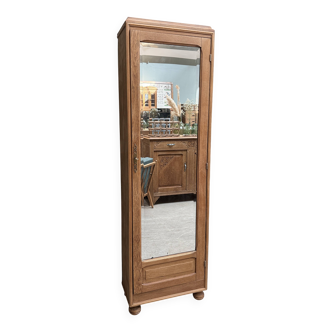 Dresser with bevelled mirror (renovated)