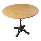 Round table