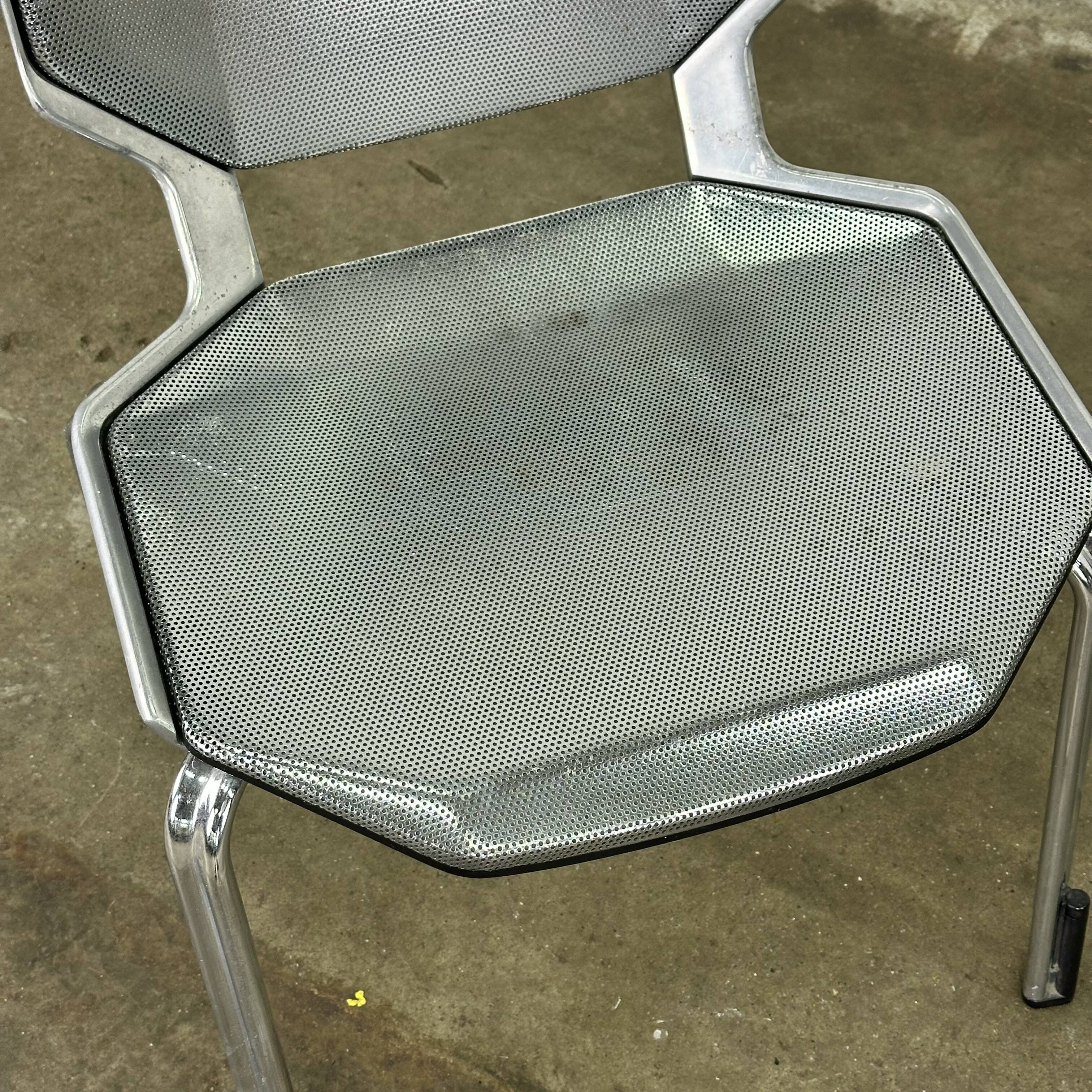 Metal space age stool Fröscher Sitform