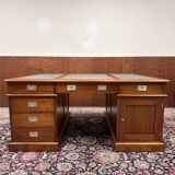 Large Classic English Chesterfield Desk Partnerdesk
