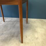 Vintage expandable round table