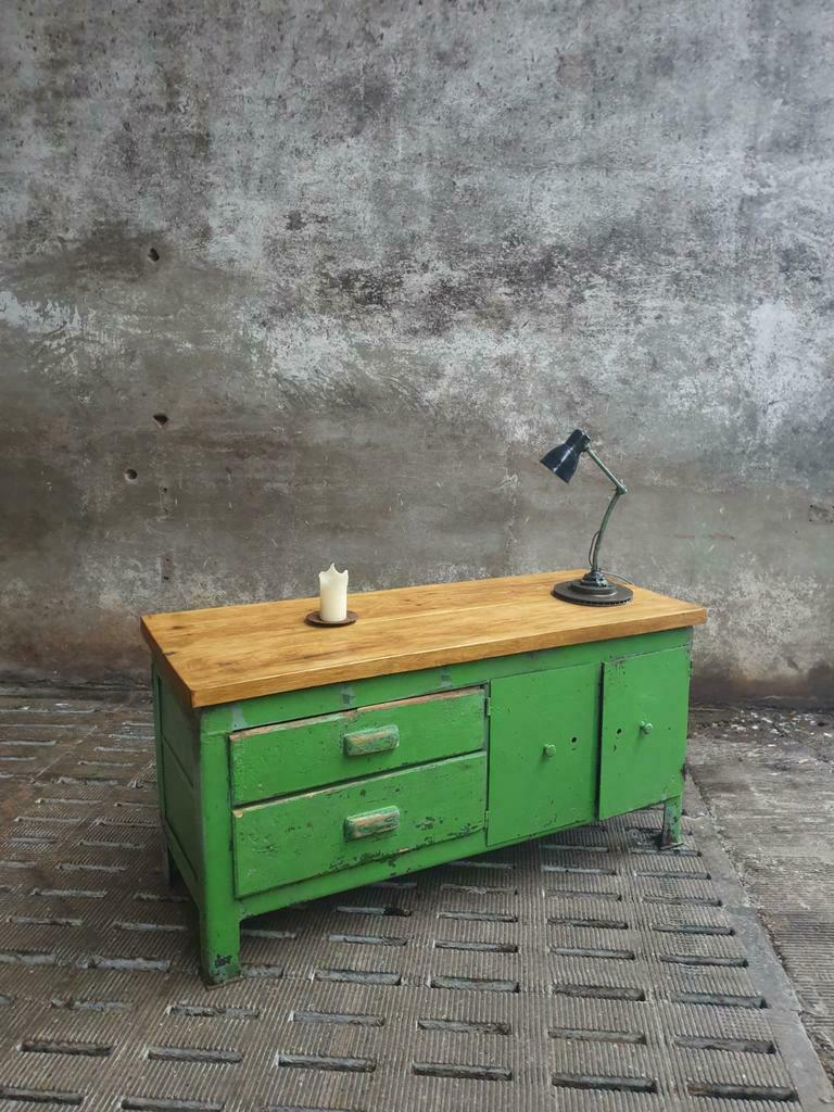 Old workbench industrial
