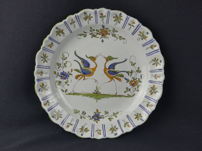Earthenware plate from Martres Tolosane, 31.5 cm