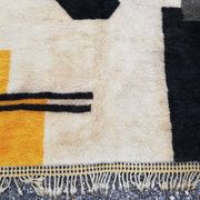 Handmade pure wool Beni Mrirt rug, size 150 x 250