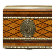 Bureau Plat Restauré Louis XVI Orné d'Ormolu Fin XIXe Siècle